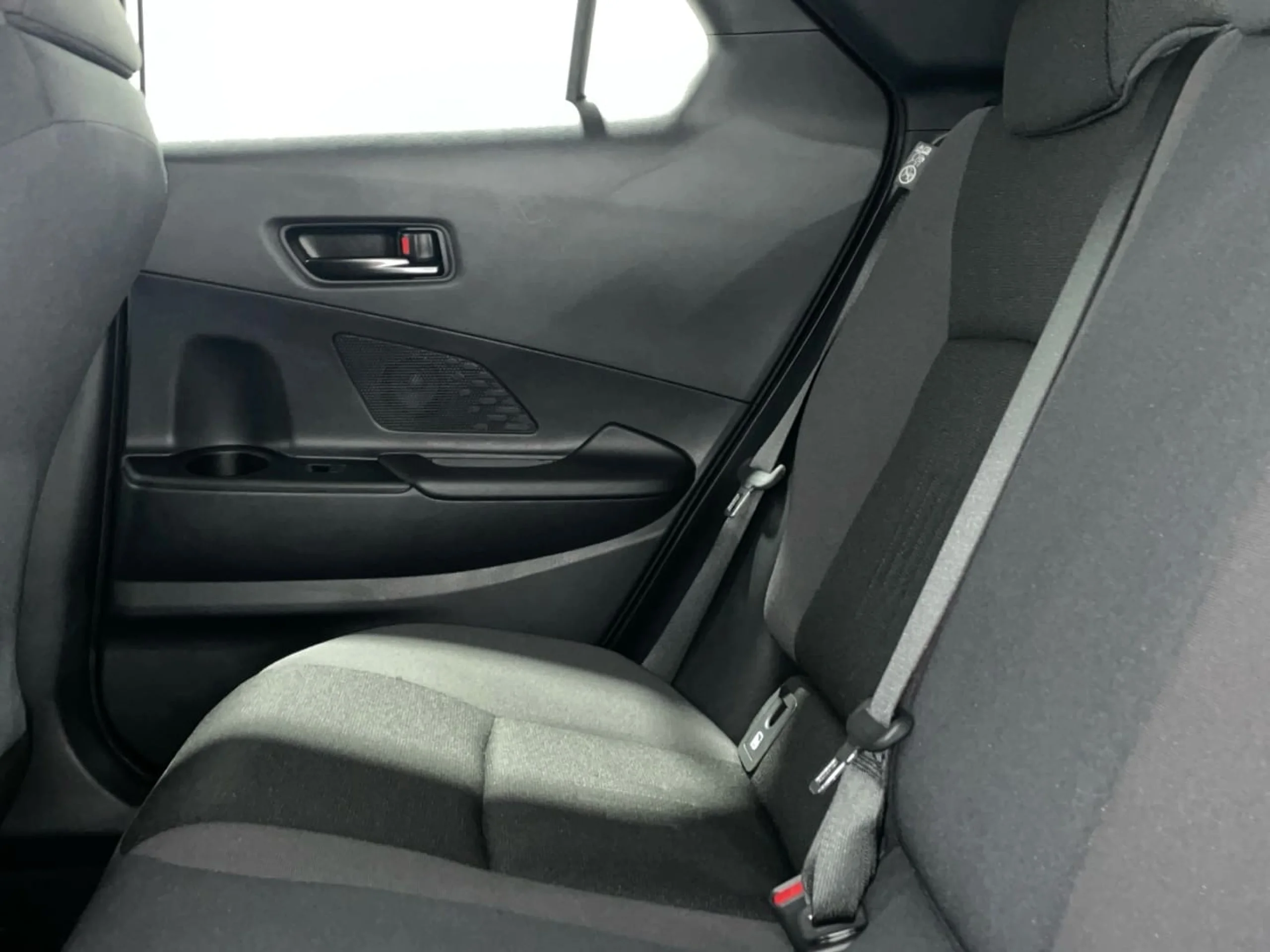 Toyota C-HR 140H Advance - Foto 9