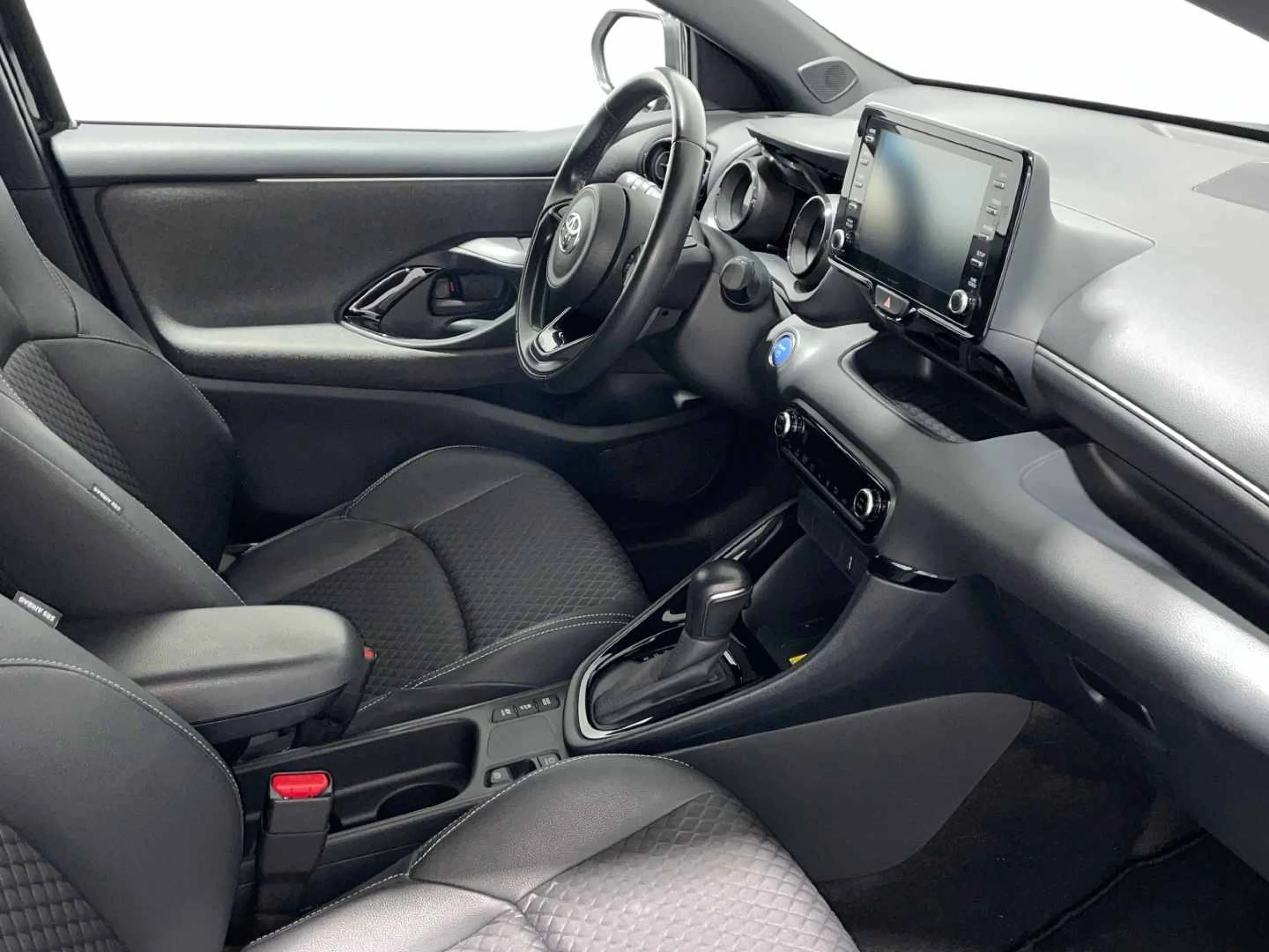 Toyota Yaris 120H Style - Foto 16