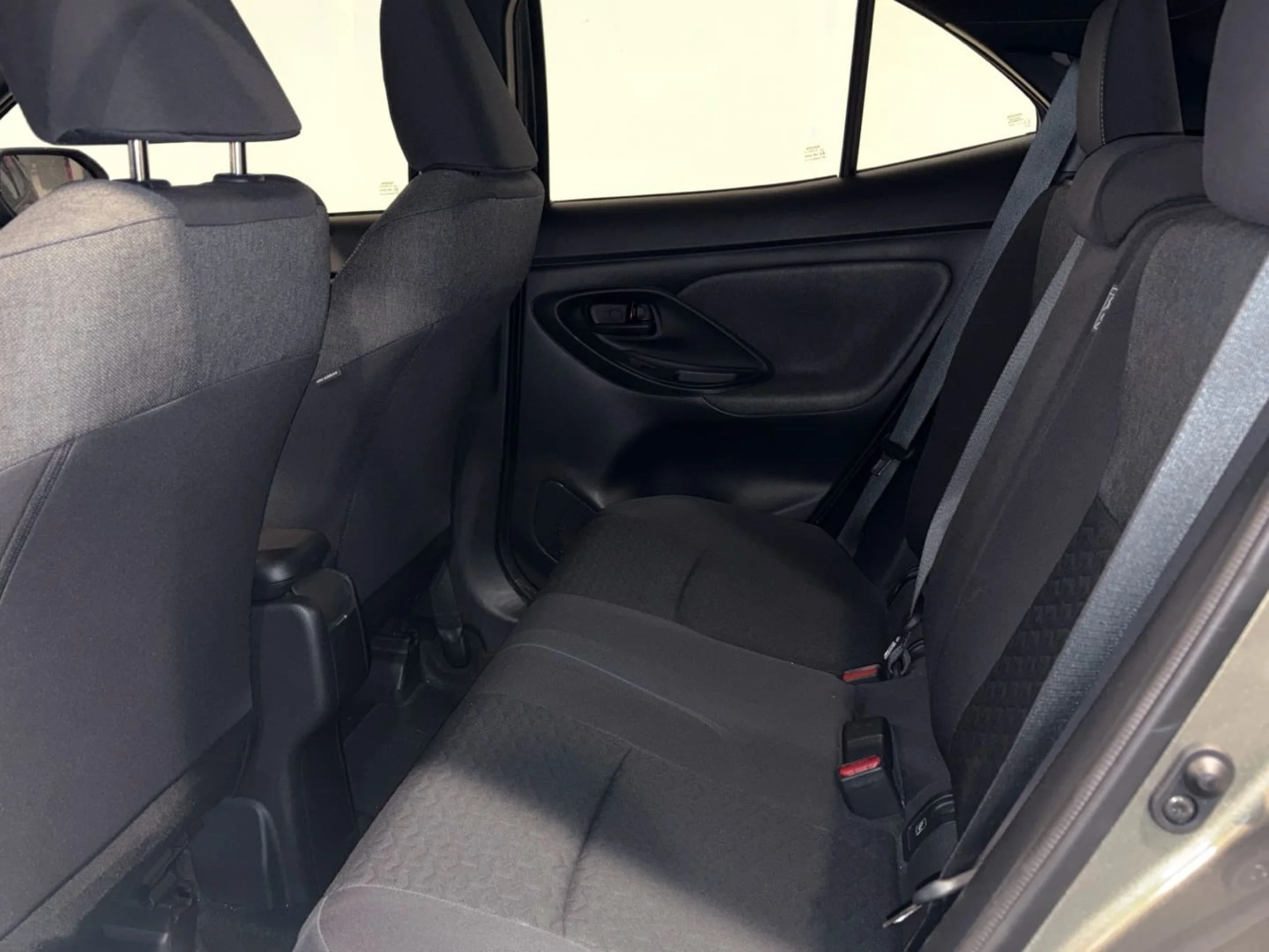 Toyota Yaris Cross 120H Active Tech - Foto 8