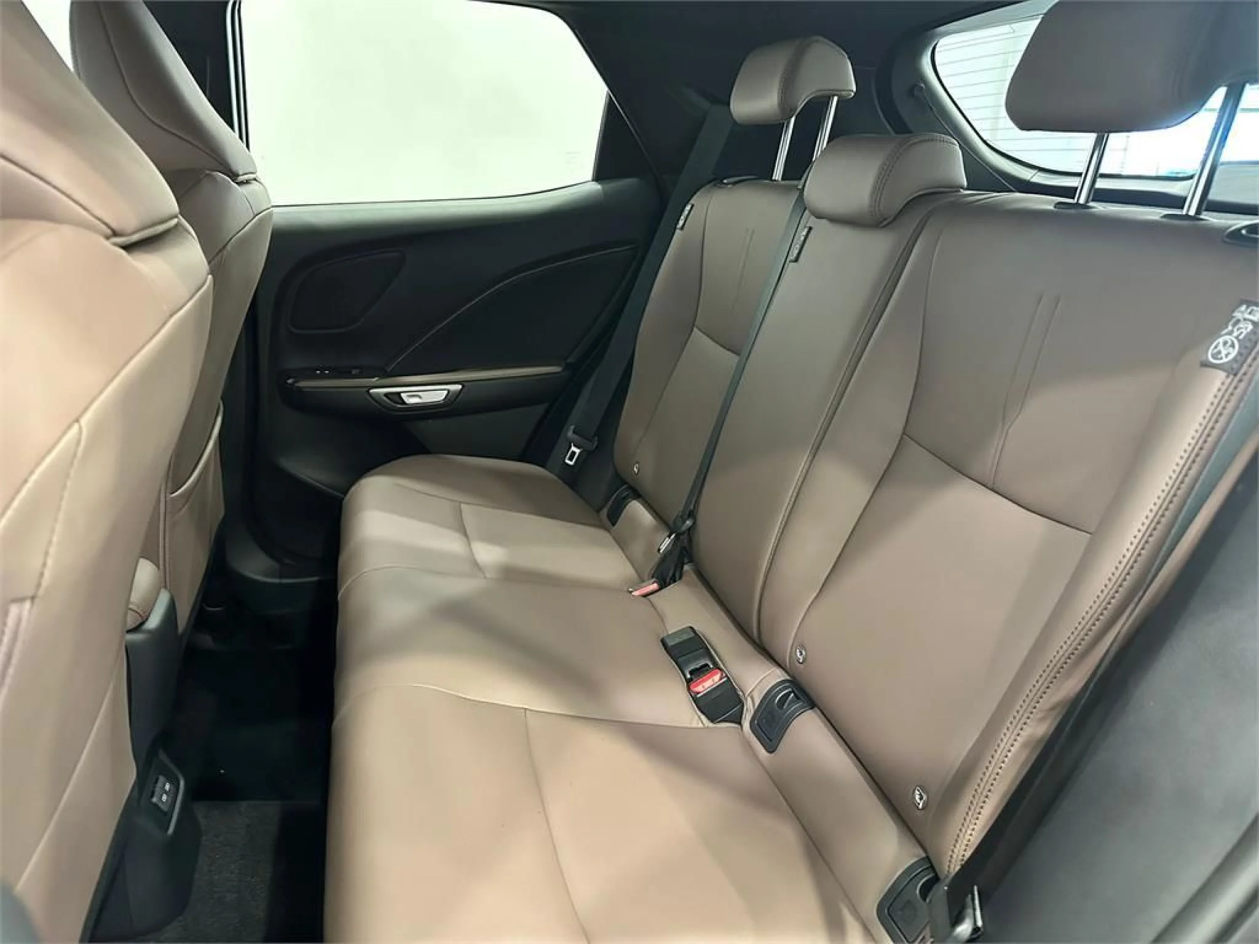 Lexus LBX ELEGANT + PACK MATCH POINT - Foto 13