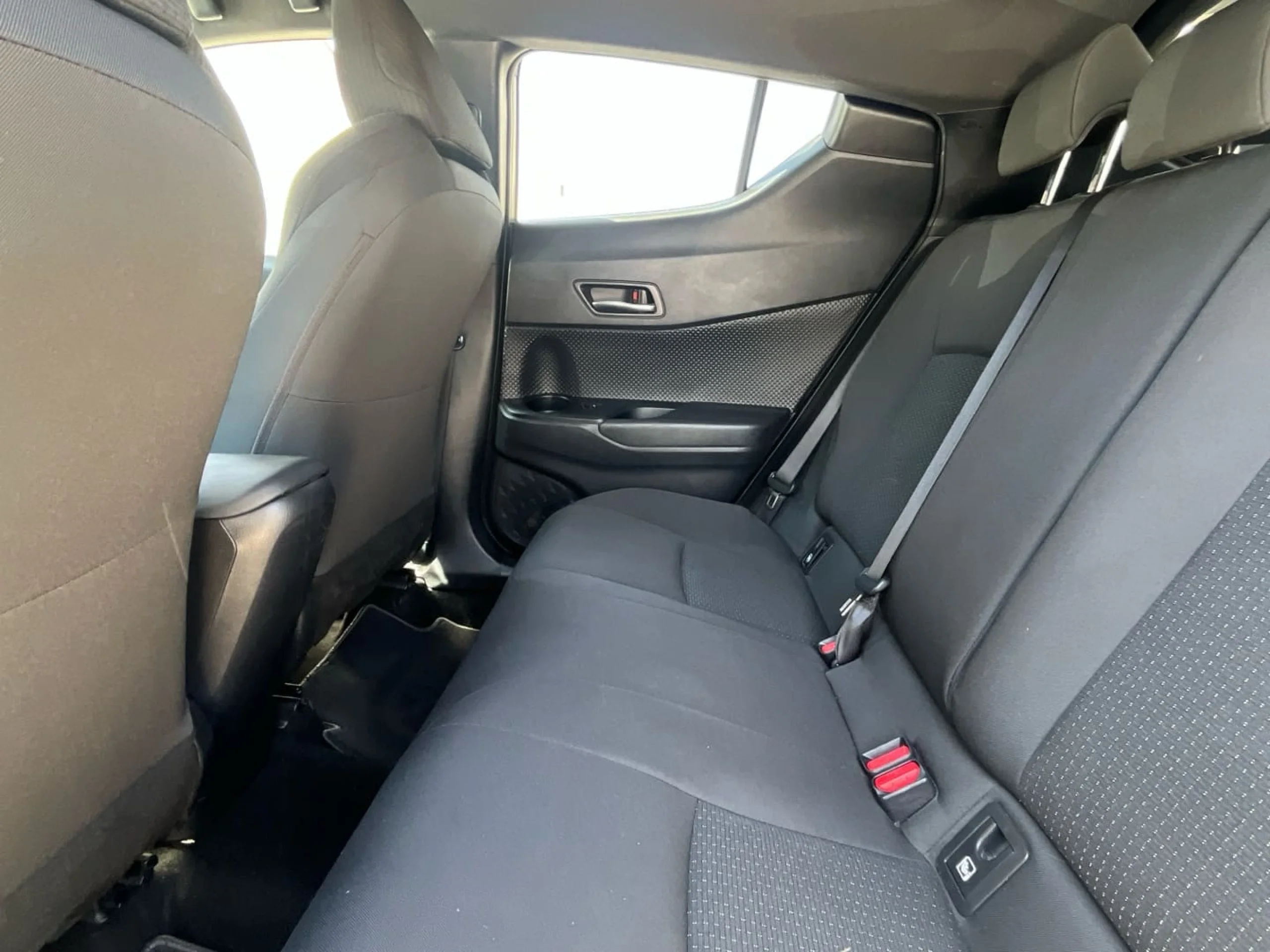 Toyota C-HR 125H Advance - Foto 8