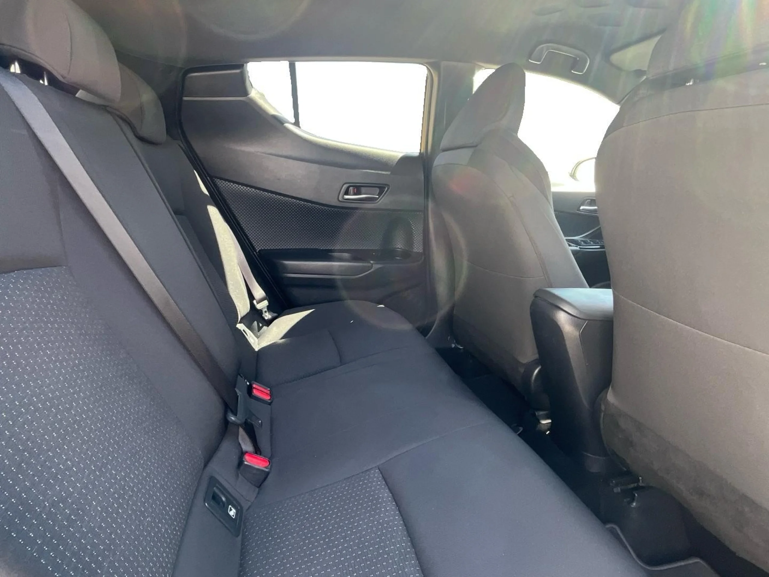 Toyota C-HR 125H Advance - Foto 9