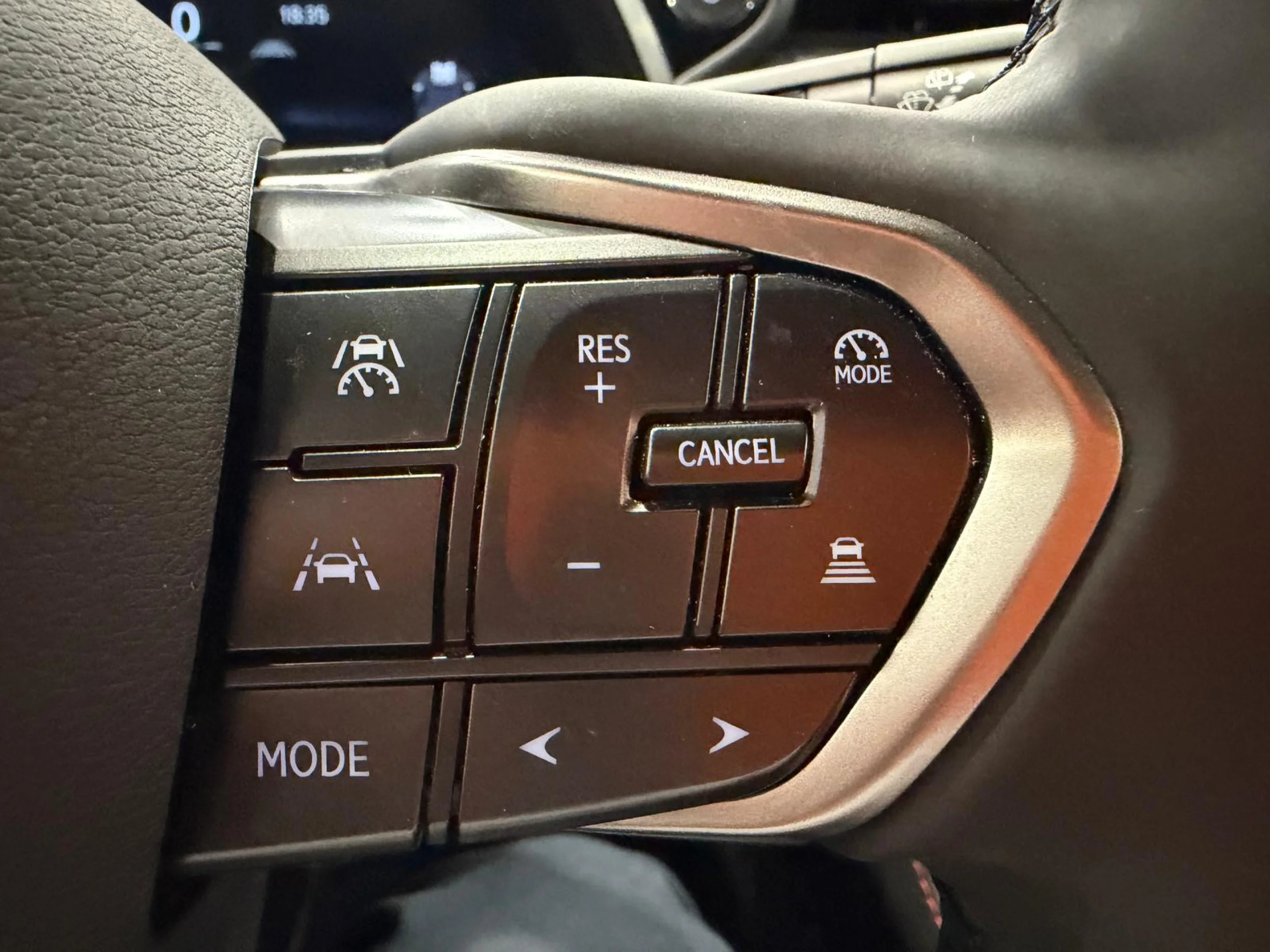Lexus LBX EMOTION+ - Foto 11