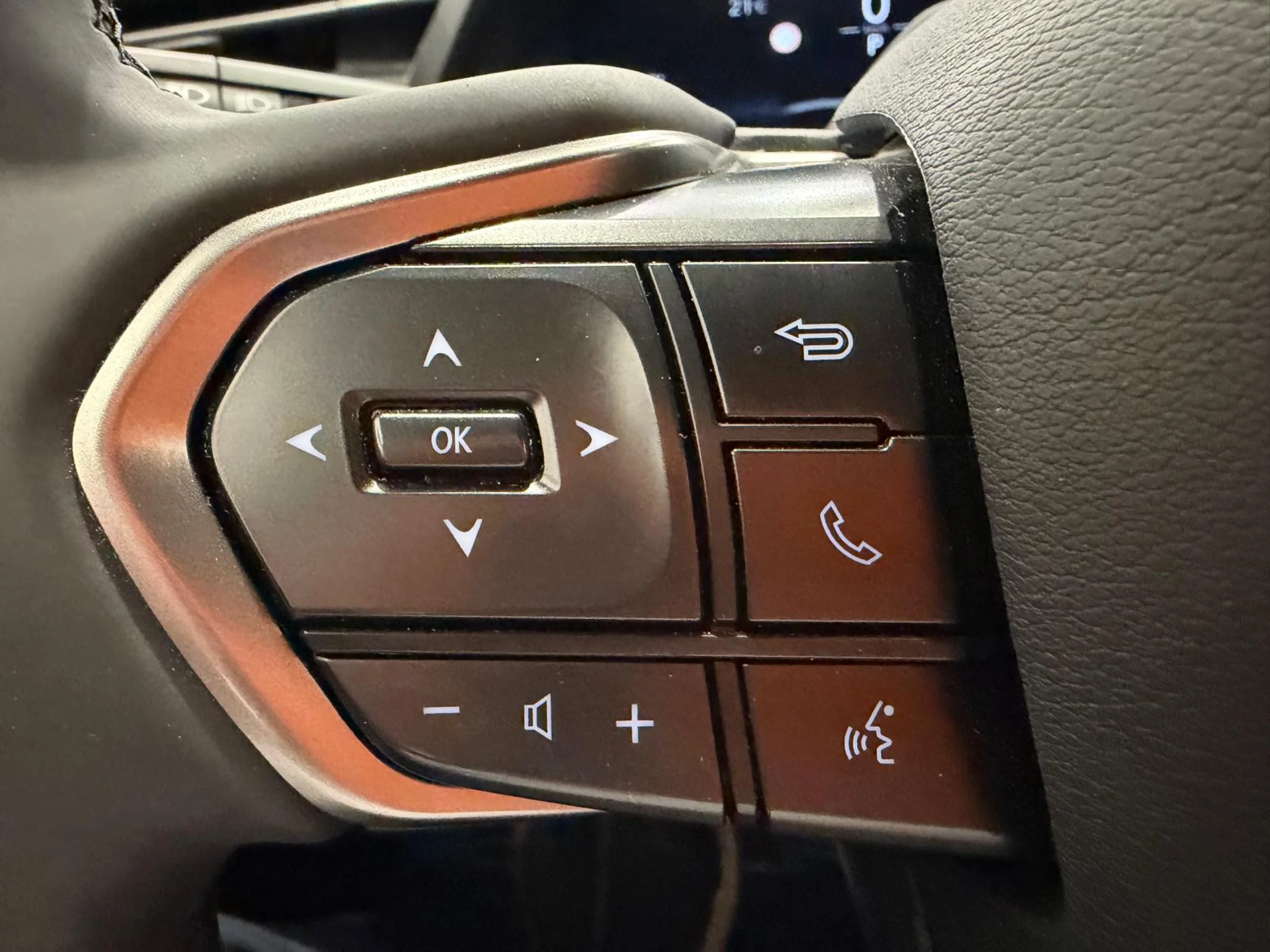 Lexus LBX EMOTION+ - Foto 12