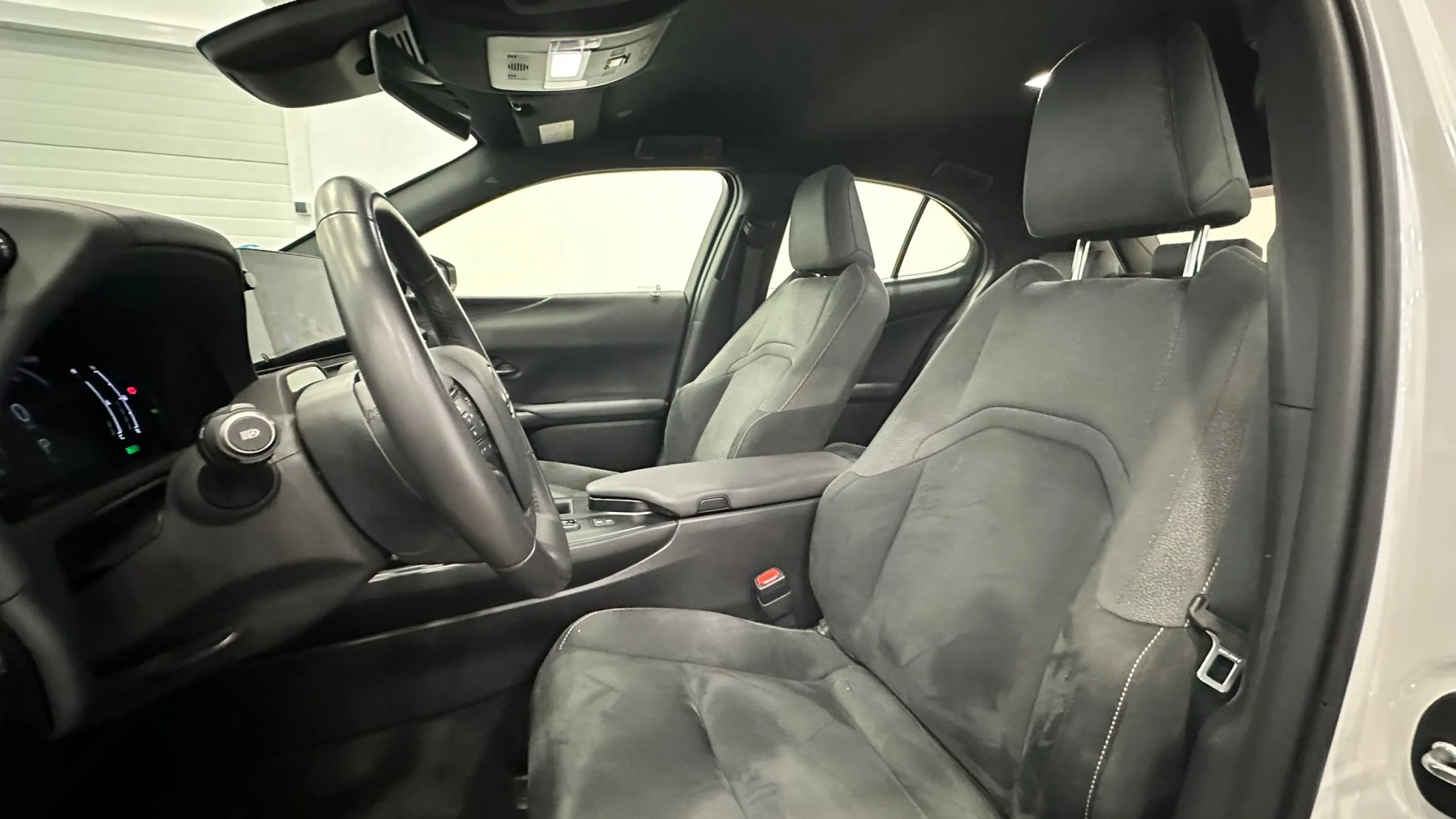 Lexus UX300h UX+ - Foto 8