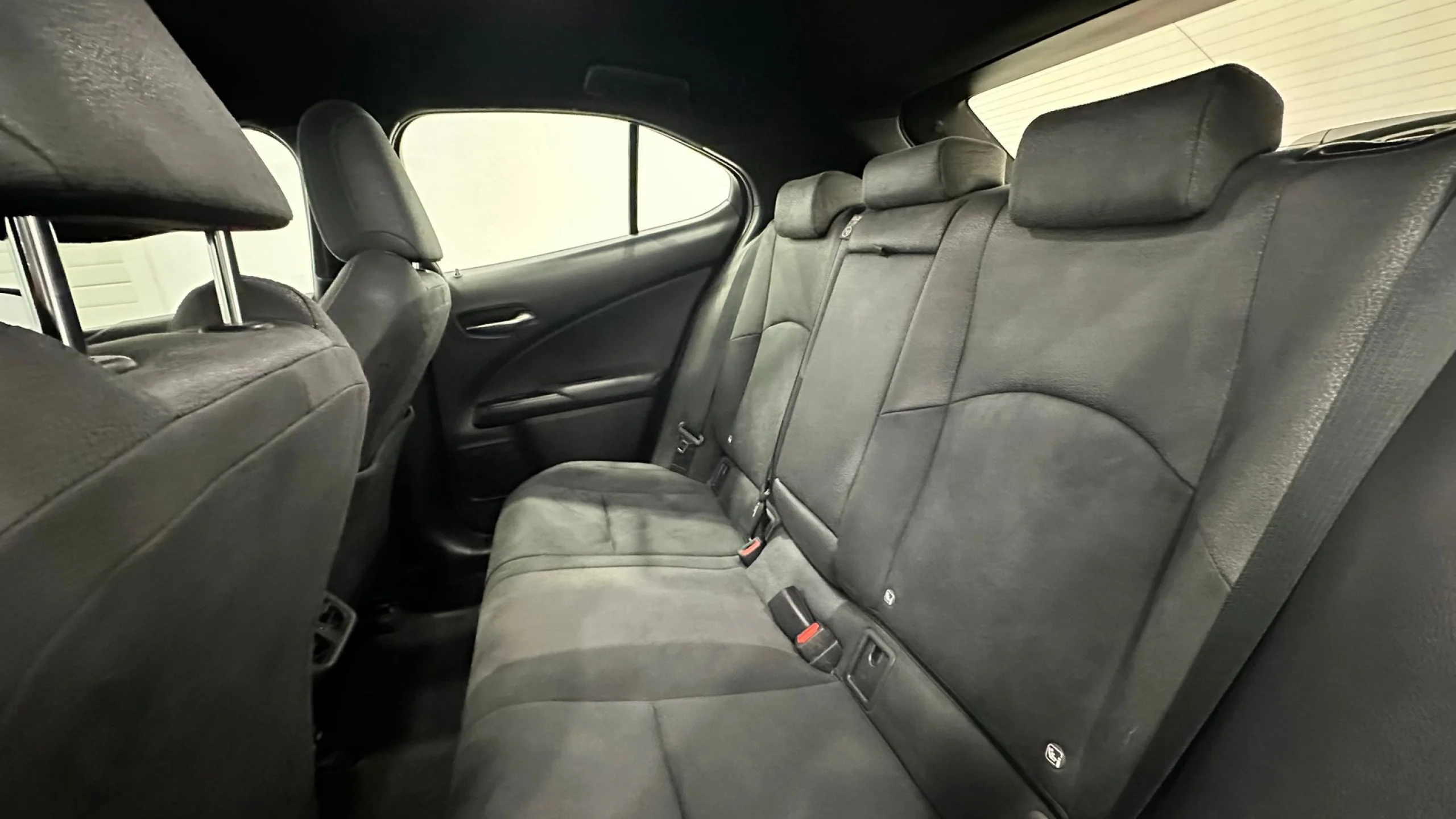 Lexus UX300h UX+ - Foto 9