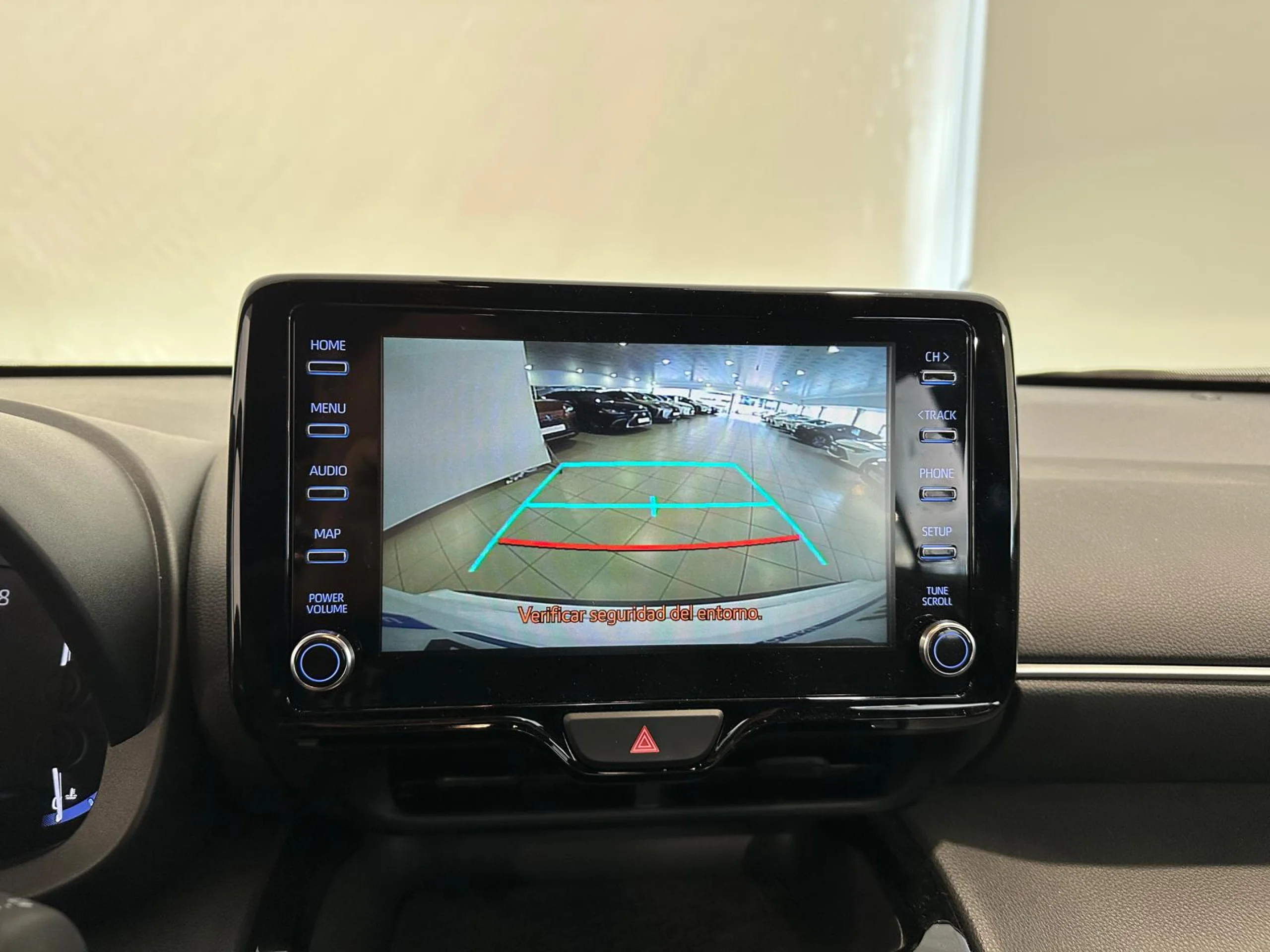 Toyota Yaris Cross 1.5 120h Active Tech - Foto 6