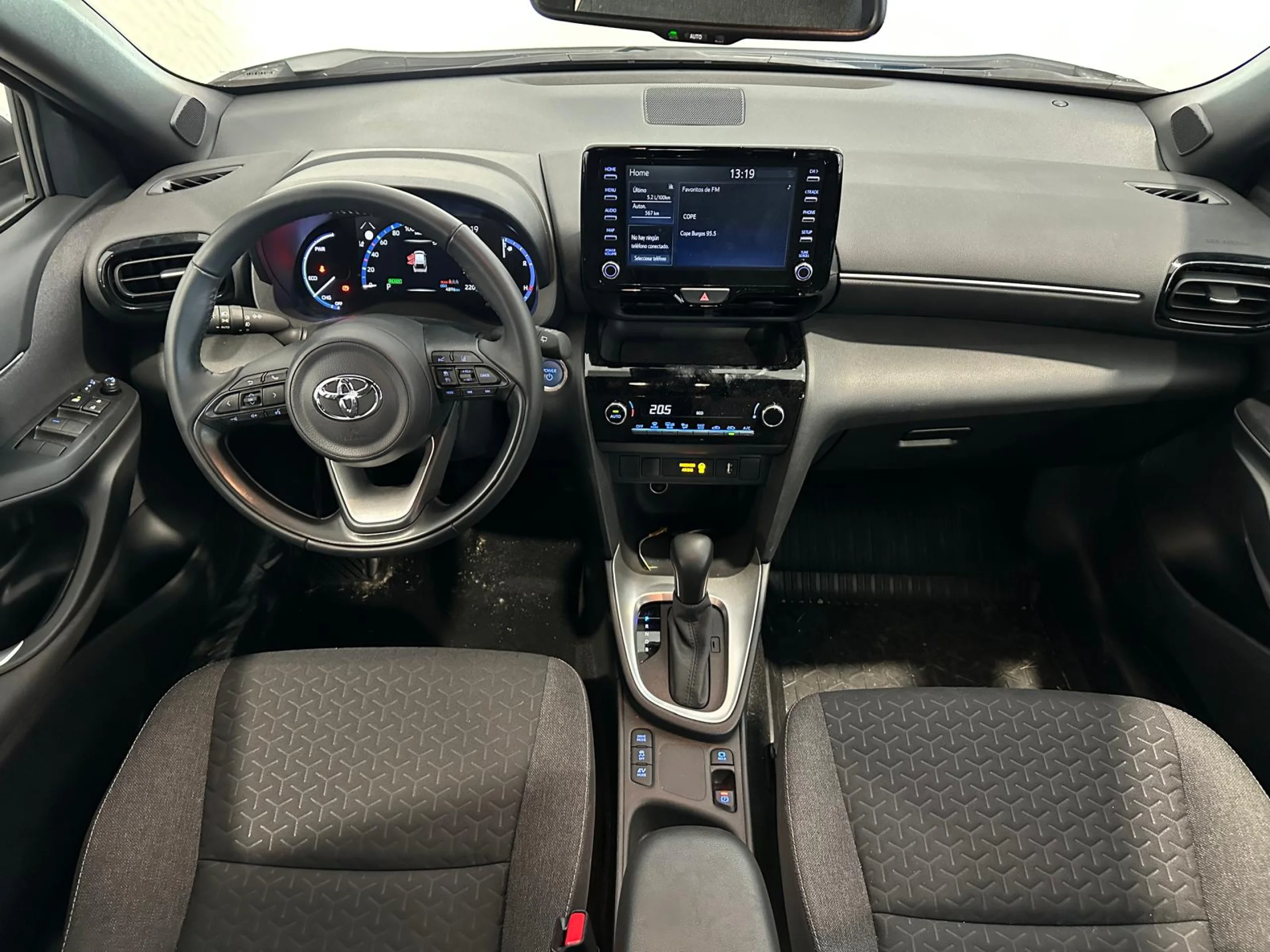 Toyota Yaris Cross 1.5 120h Active Tech - Foto 12