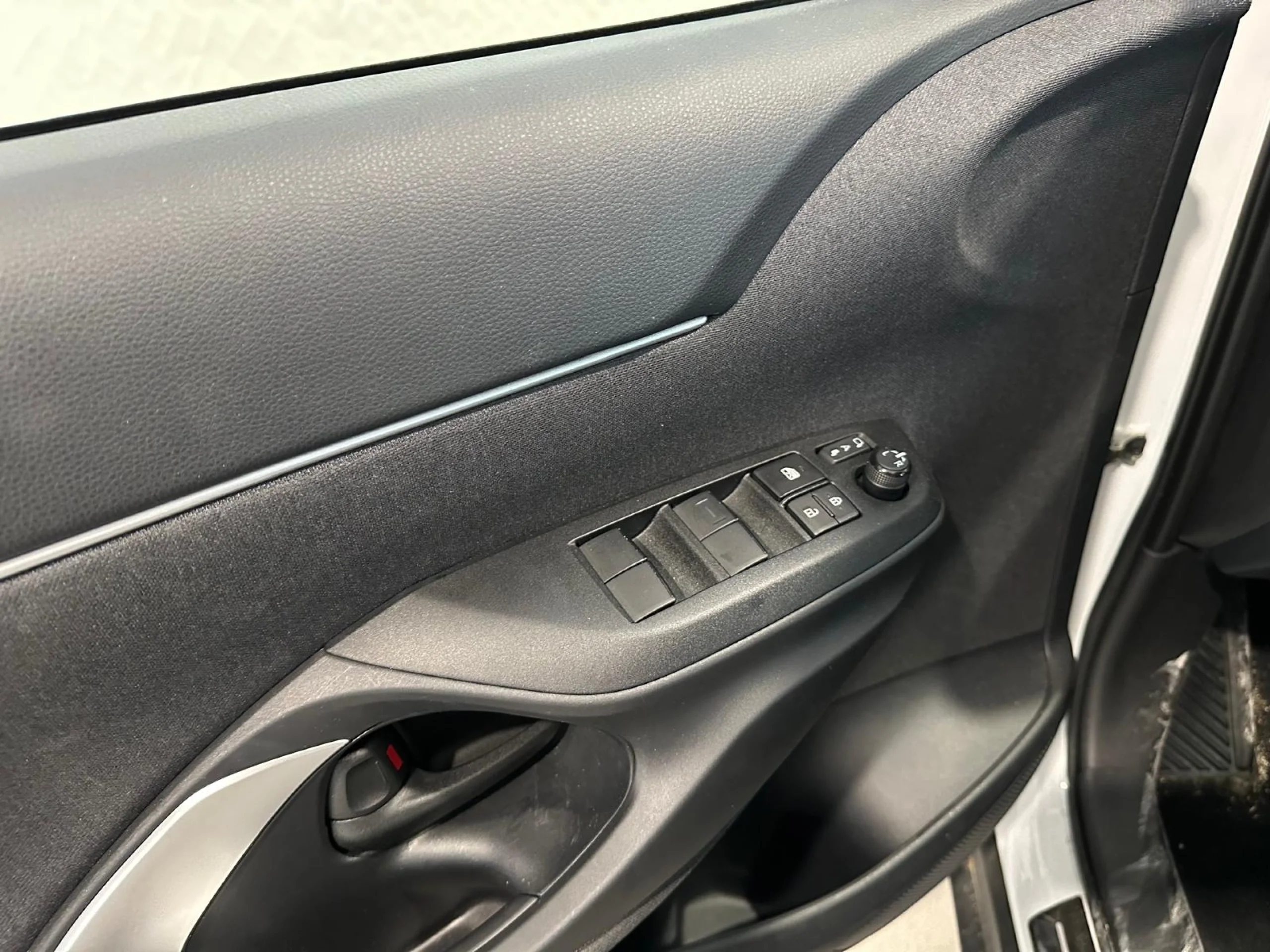 Toyota Yaris Cross 1.5 120h Active Tech - Foto 17