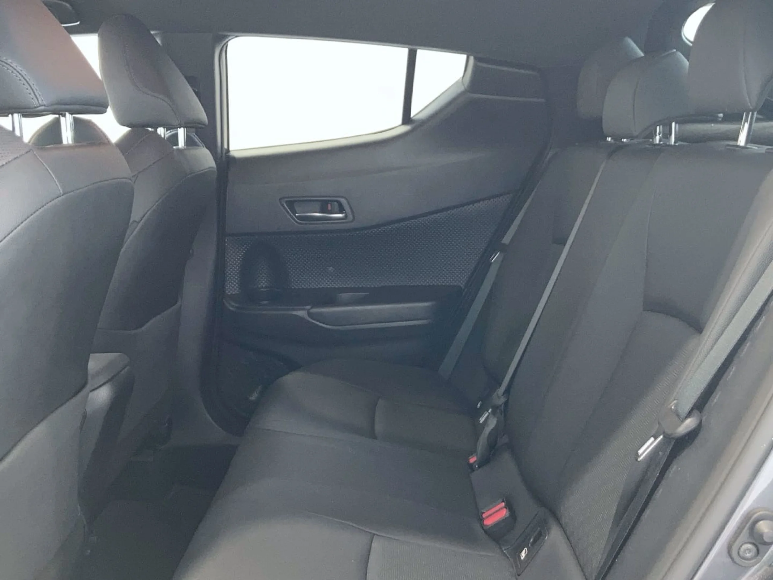 Toyota C-HR 180H Advance Luxury - Foto 8