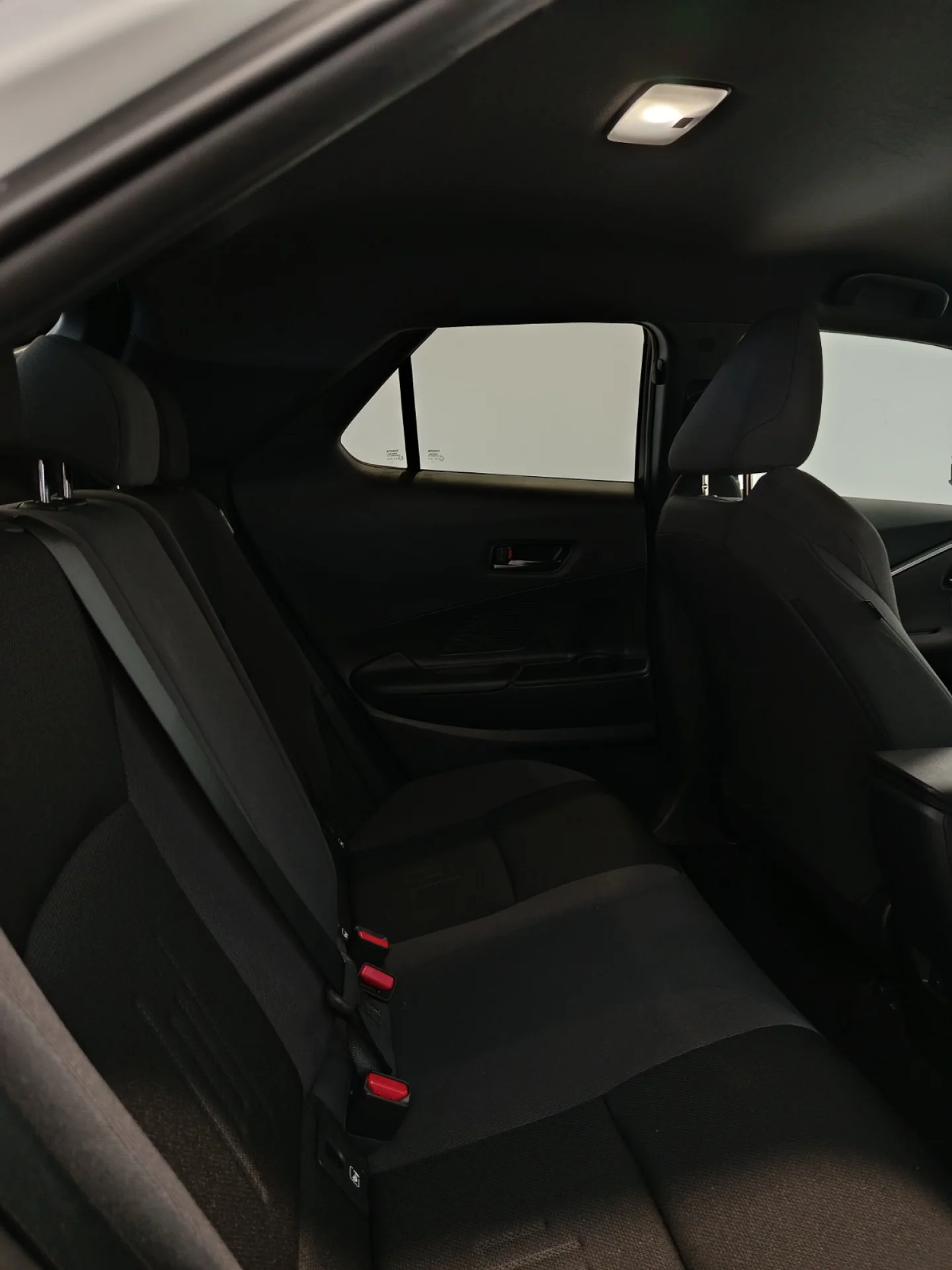 Toyota C-HR 140H Advance - Foto 6