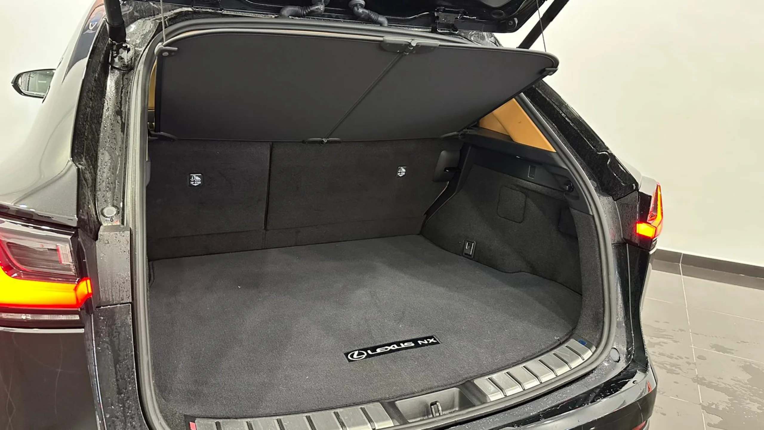 Lexus NX 450h+ NX450H+ PREMIUM + - Foto 16