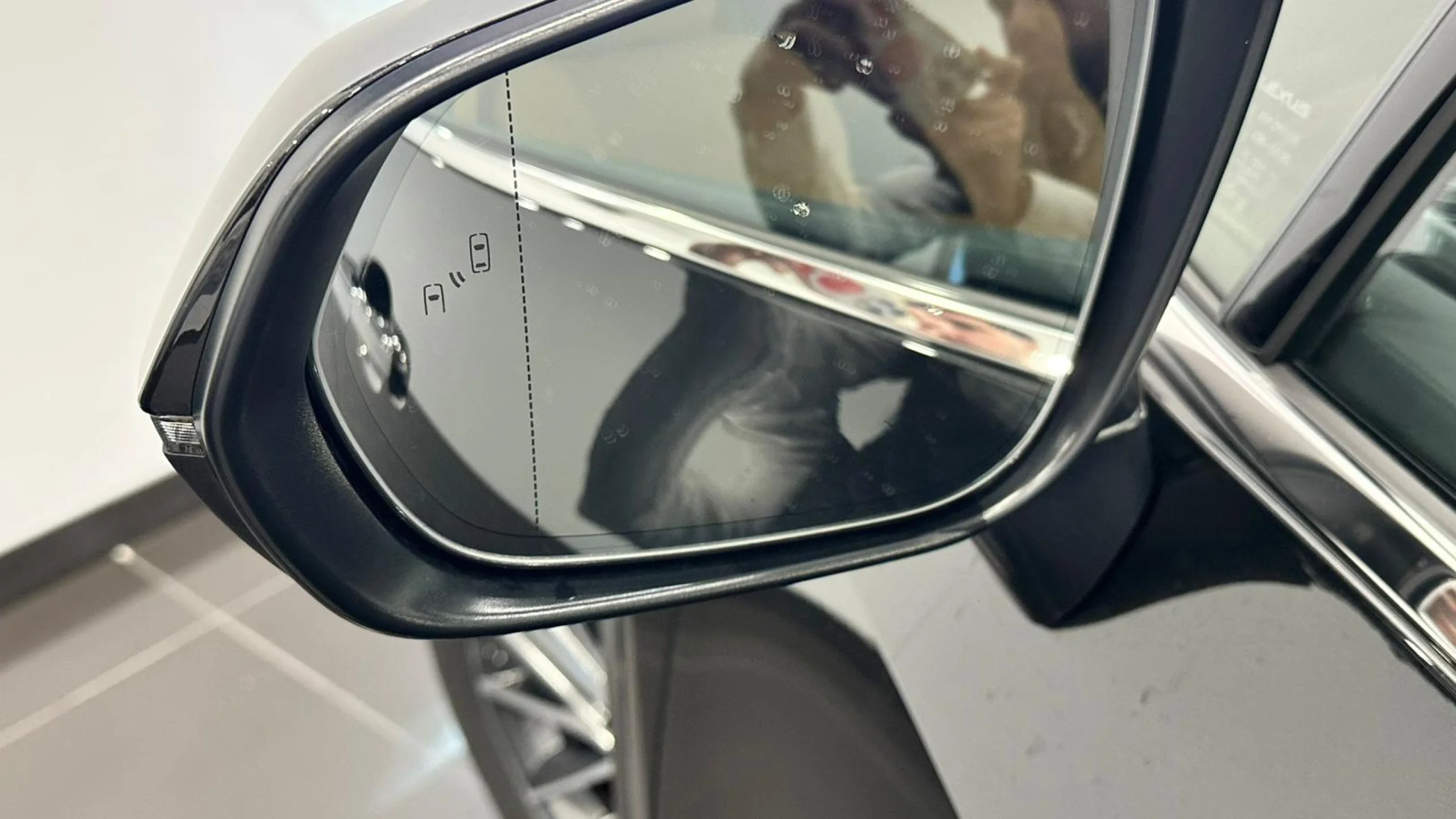 Lexus NX 450h+ NX450H+ PREMIUM + - Foto 17