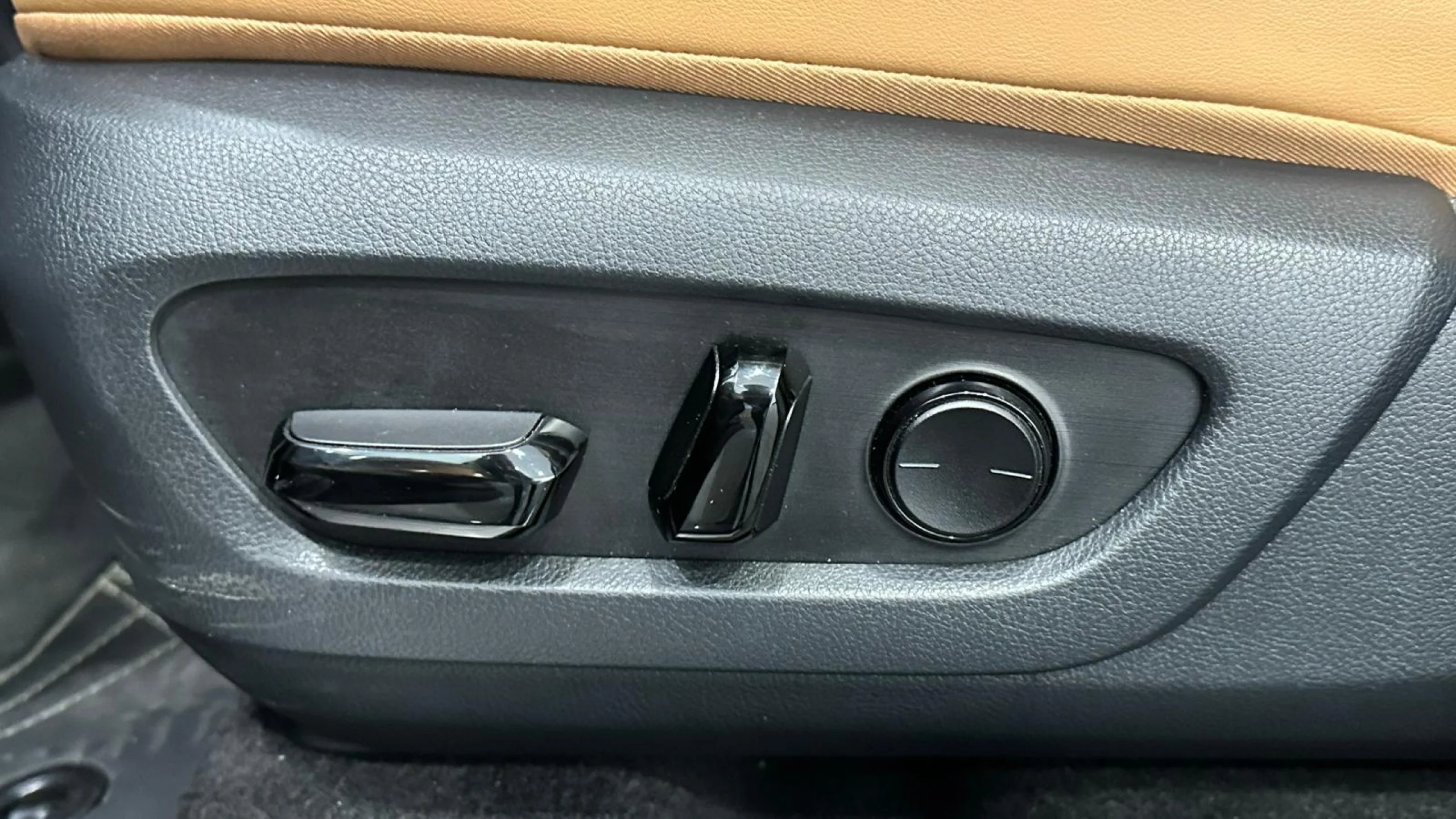 Lexus NX 450h+ NX450H+ PREMIUM + - Foto 28