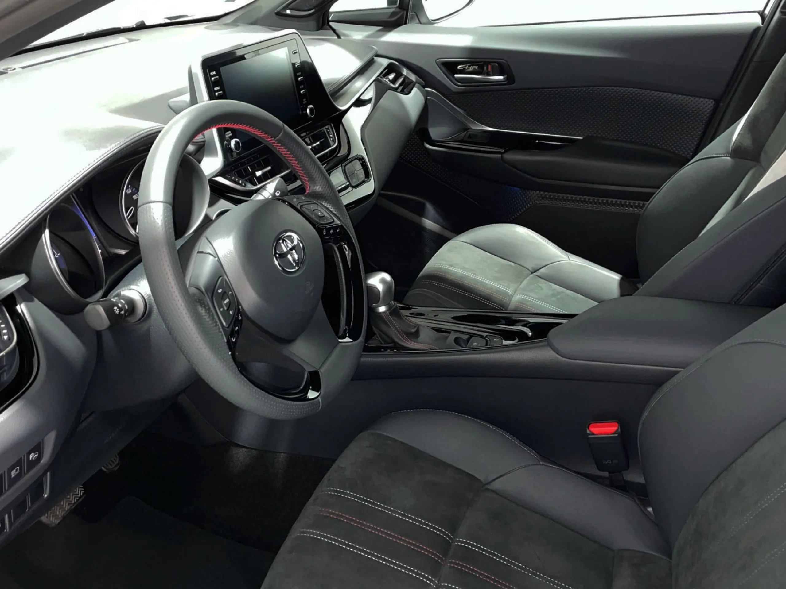 Toyota C-HR CHR GR Sport 180H - Foto 7