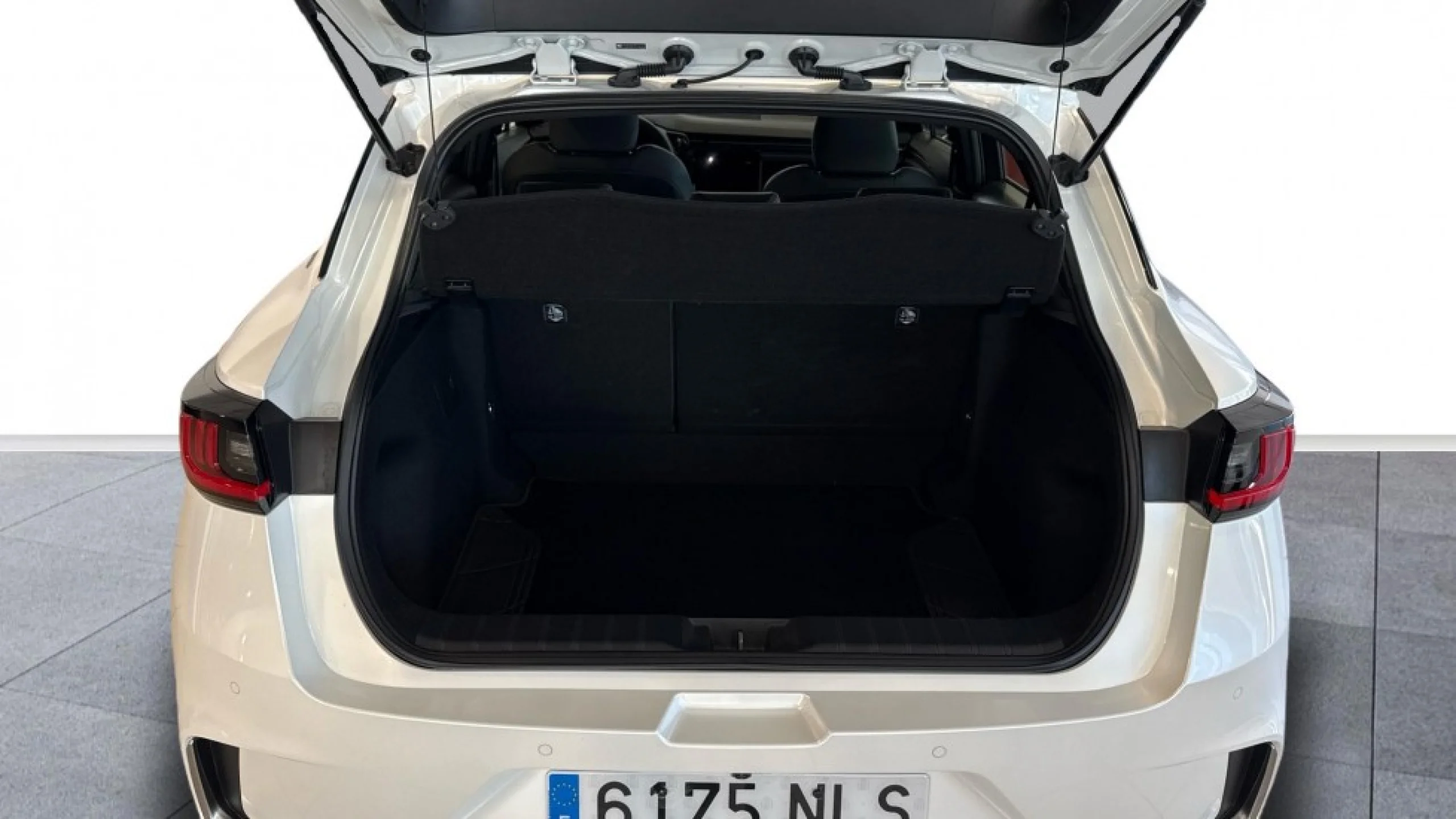 Lexus LBX ELEGANT + - Foto 6
