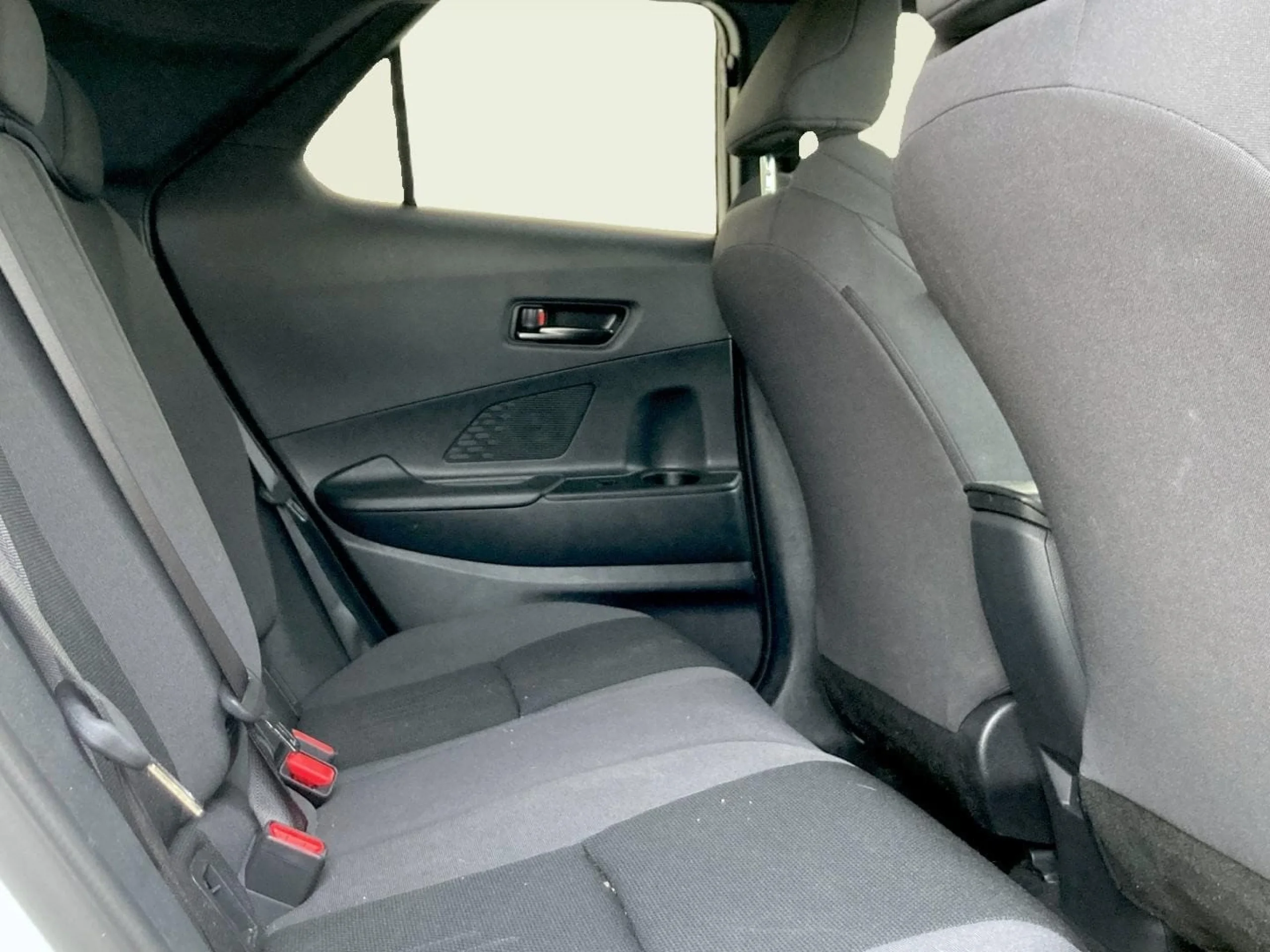 Toyota C-HR 140H Advance - Foto 8