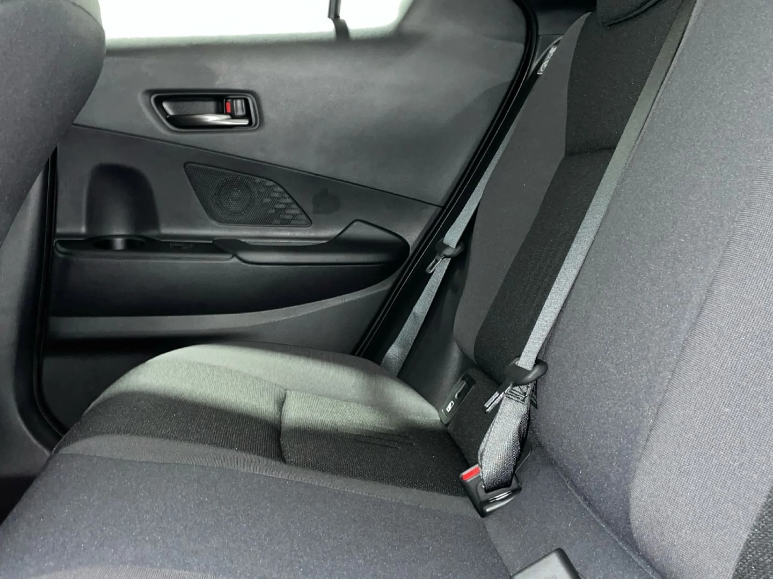 Toyota C-HR 140H Advance - Foto 8