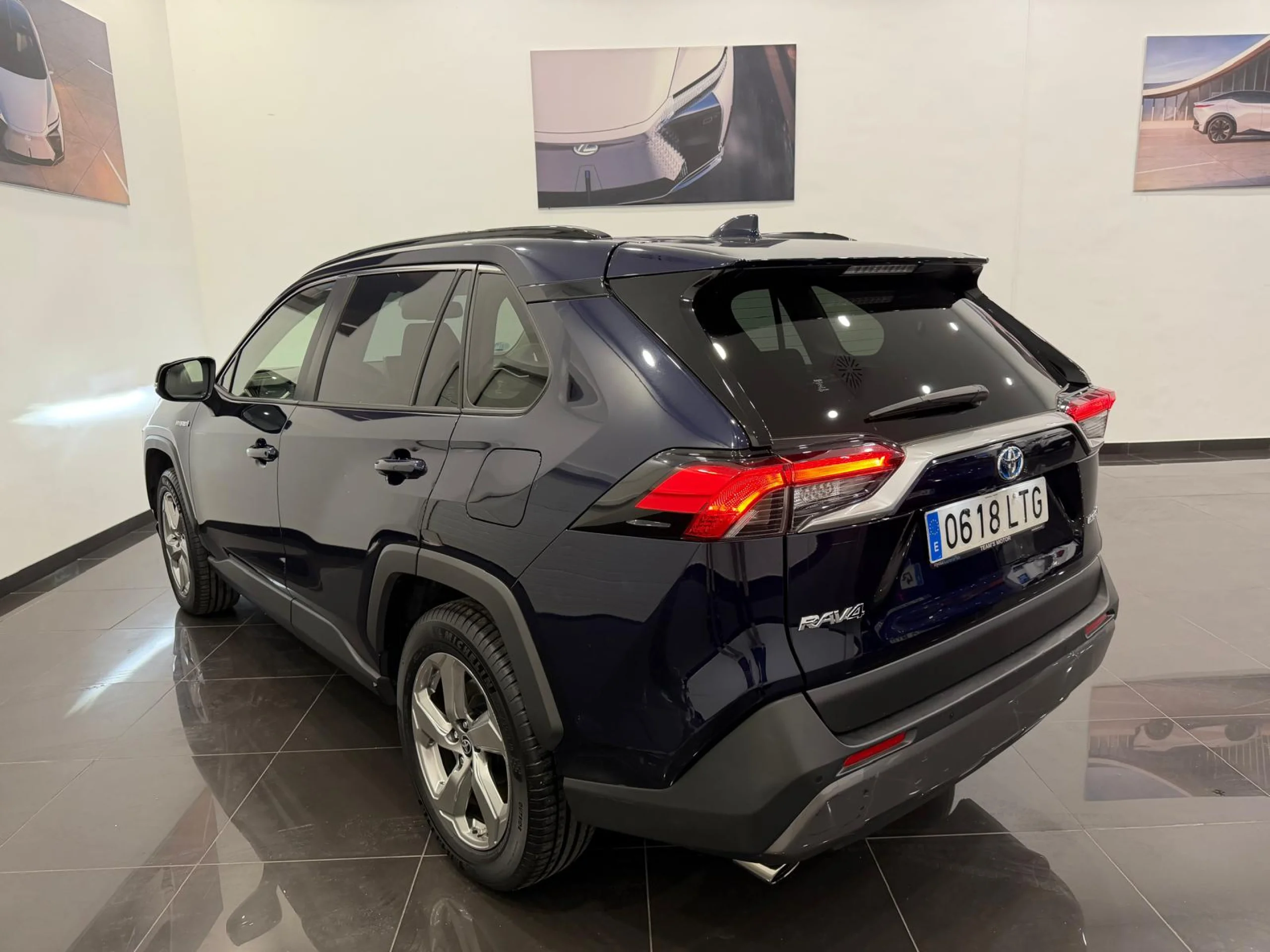 Toyota RAV 4 220H ADVANCE 2WD - Foto 6