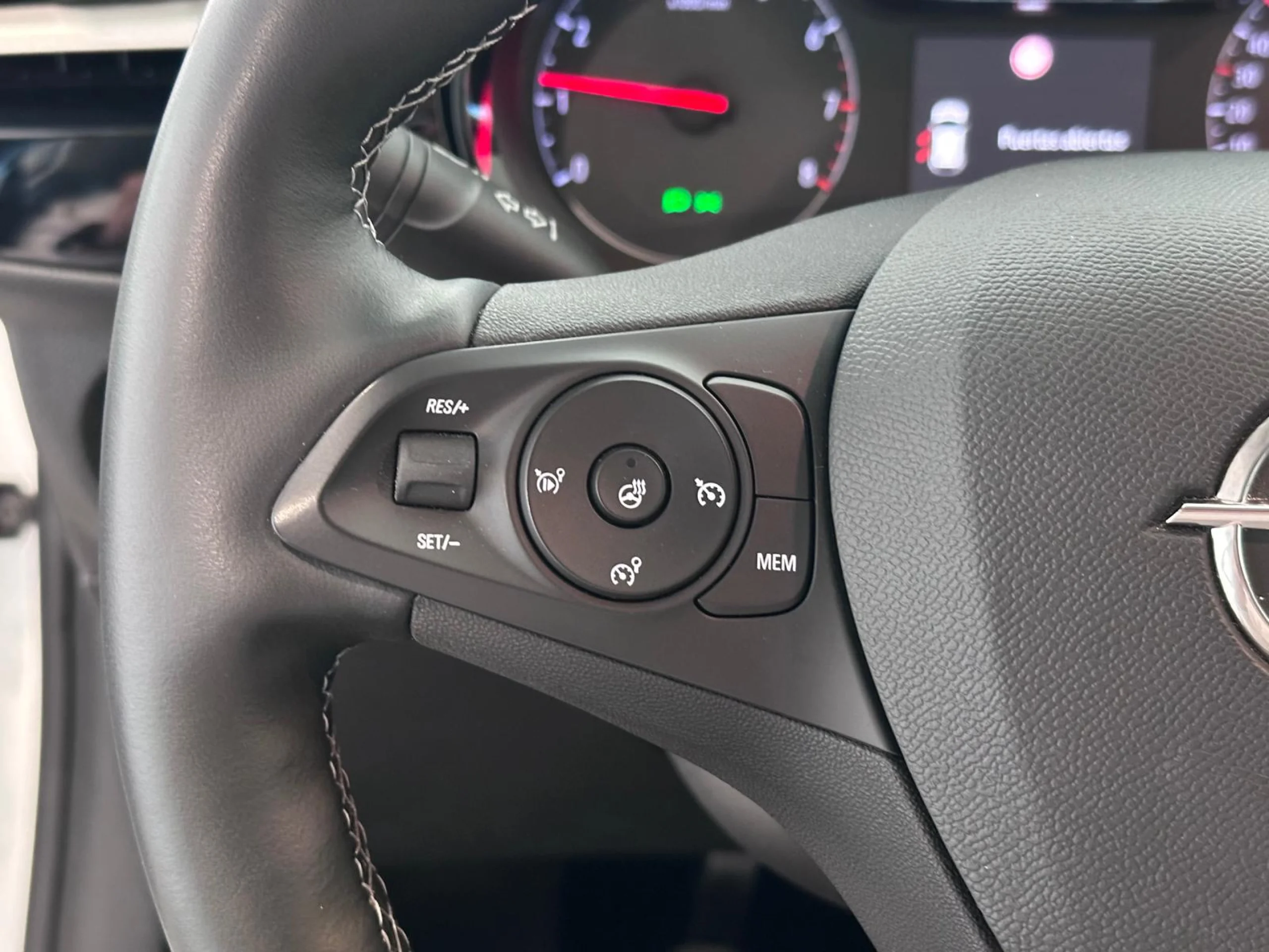 Opel Corsa 1.2T XHL S/S Edition 100 - Foto 4