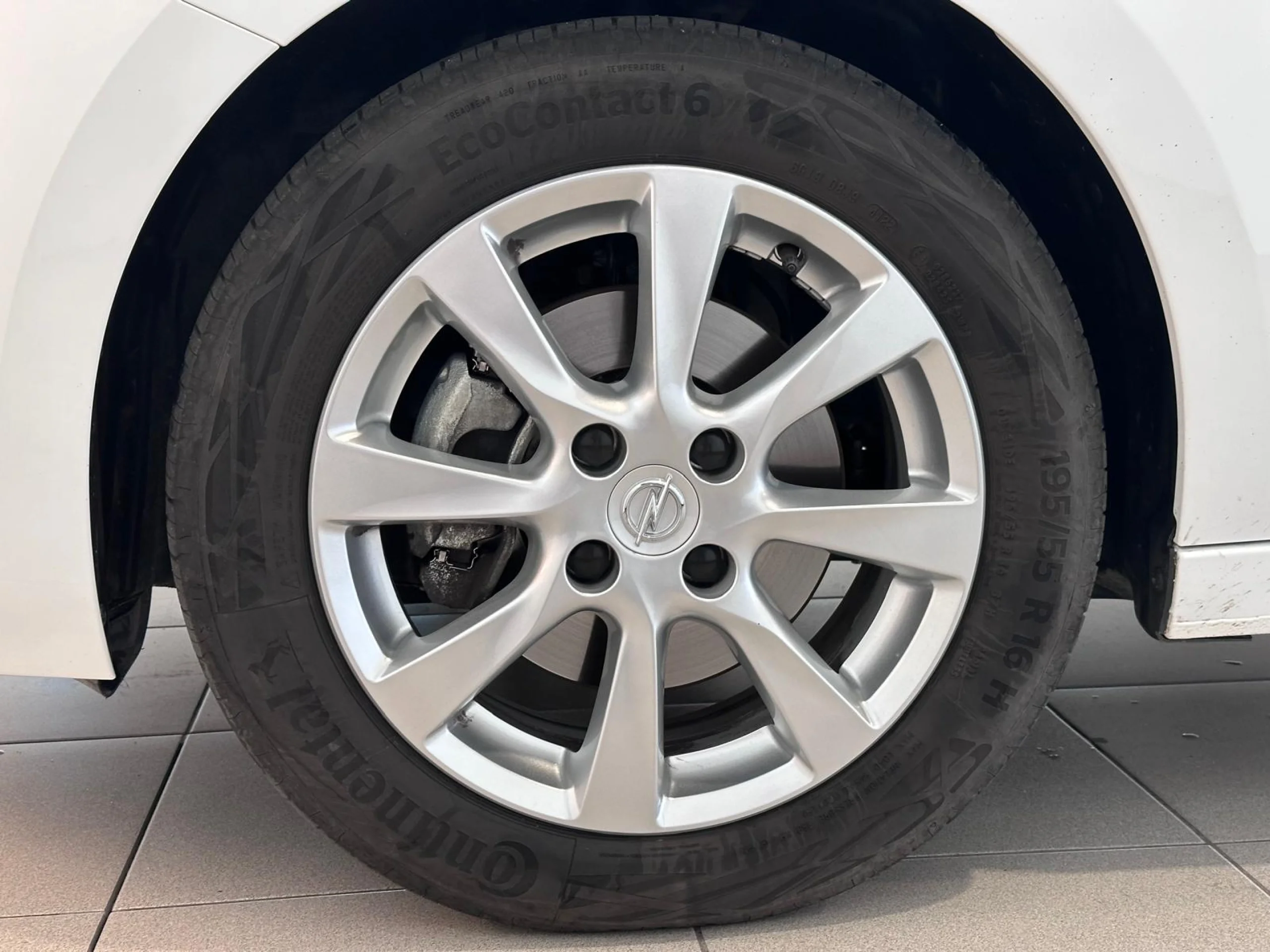 Opel Corsa 1.2T XHL S/S Edition 100 - Foto 13