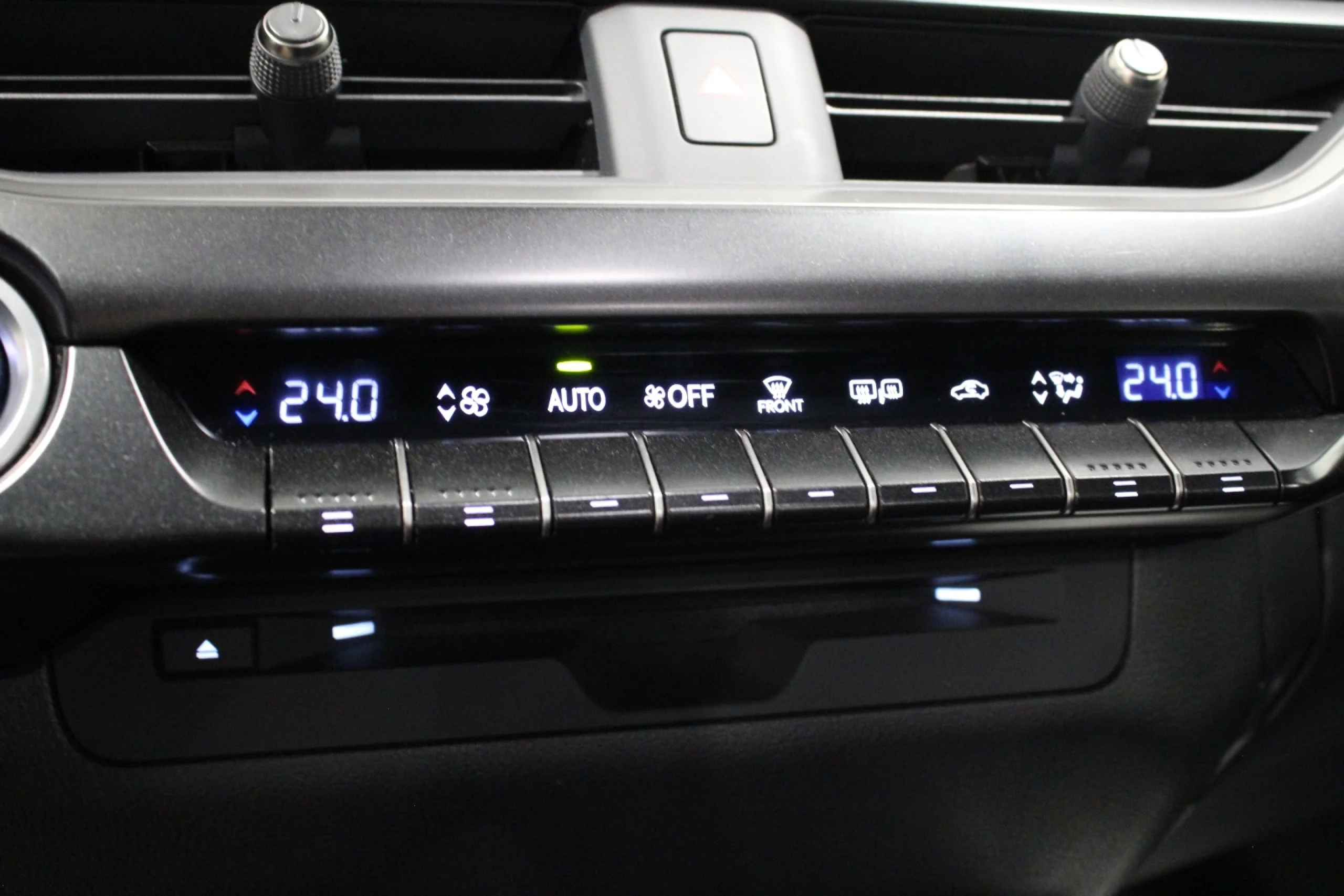Lexus UX 250h UX250H PREMIUM 2WD - Foto 10