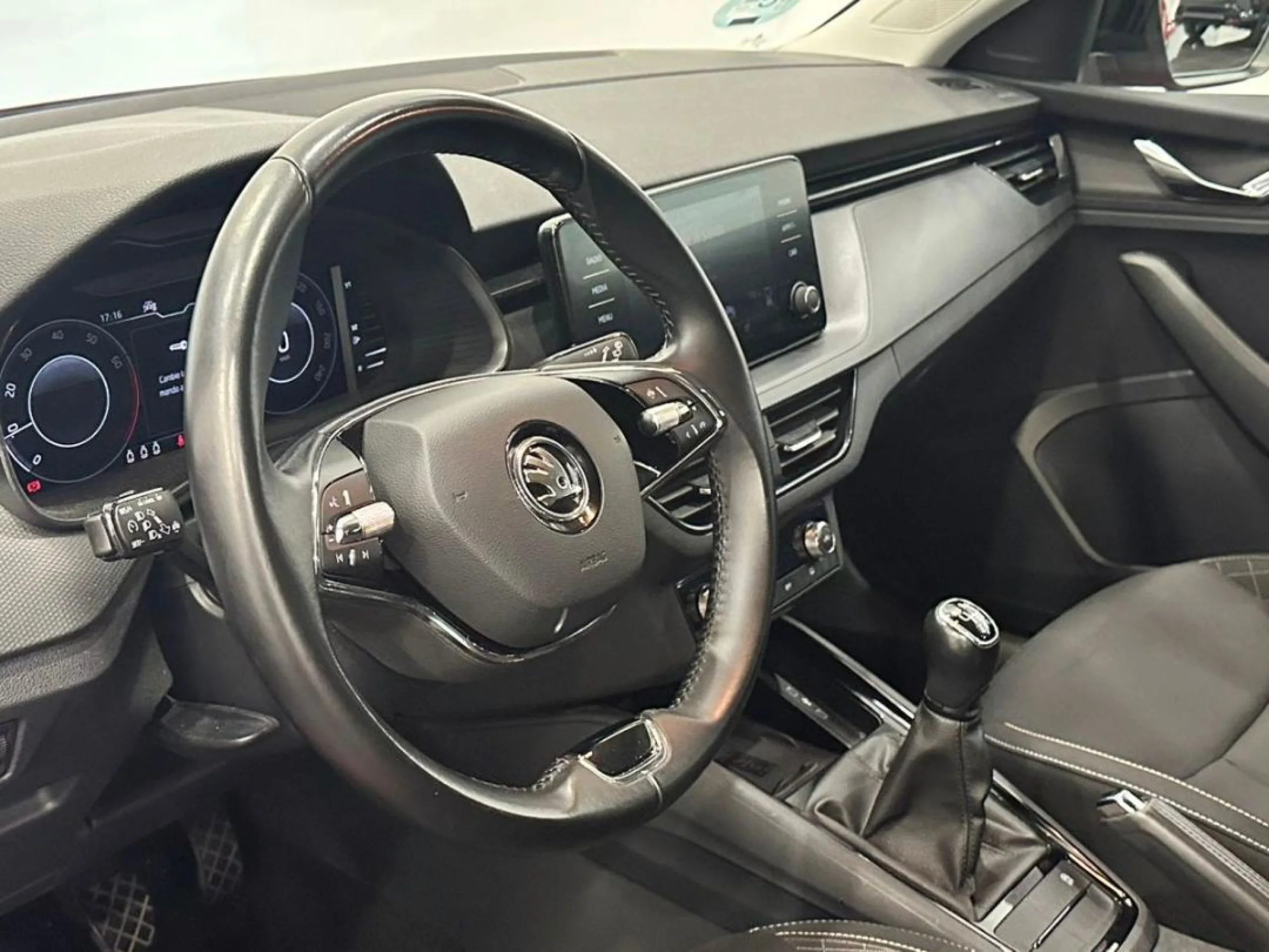 Skoda Scala 1.0 TSI Active - Foto 10