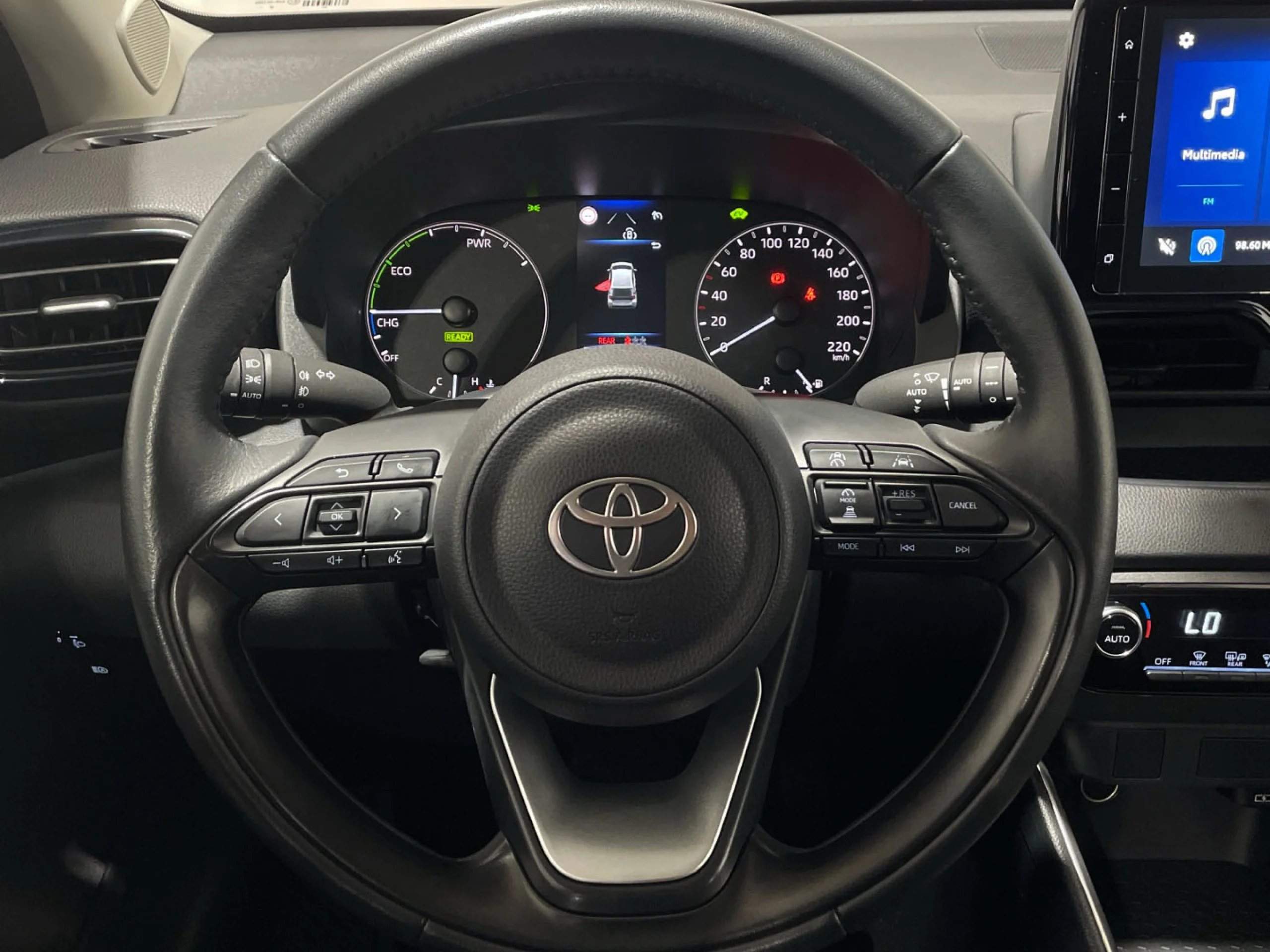 Toyota Yaris Active Plus 120H - Foto 10