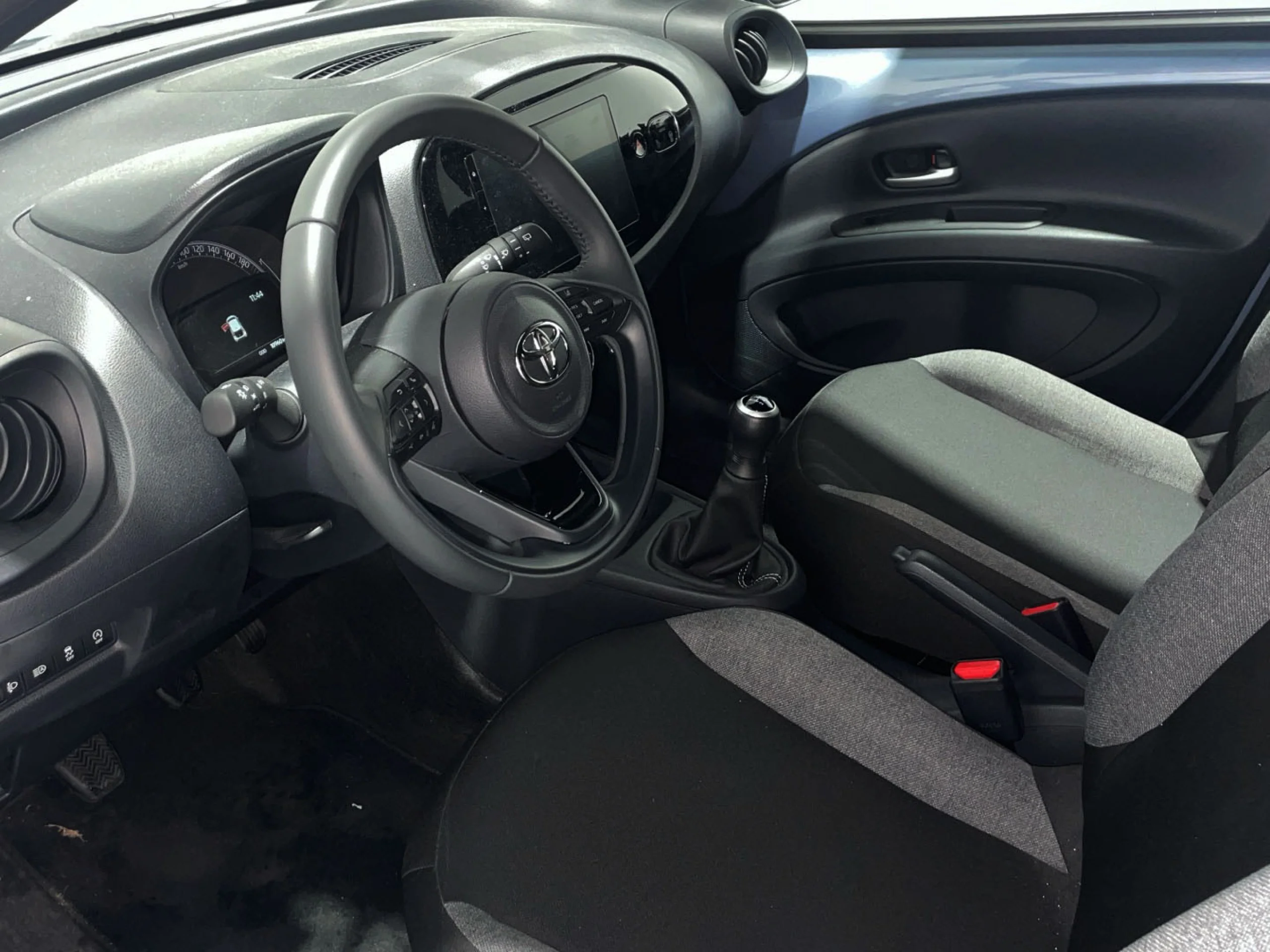 Toyota Aygo X Play - Foto 13