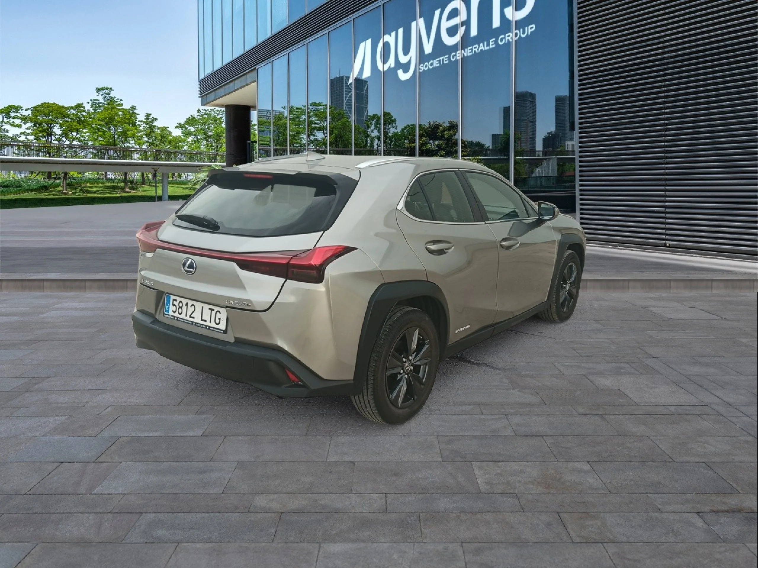 Lexus UX 250h UX 2.0 250h Business - Foto 4