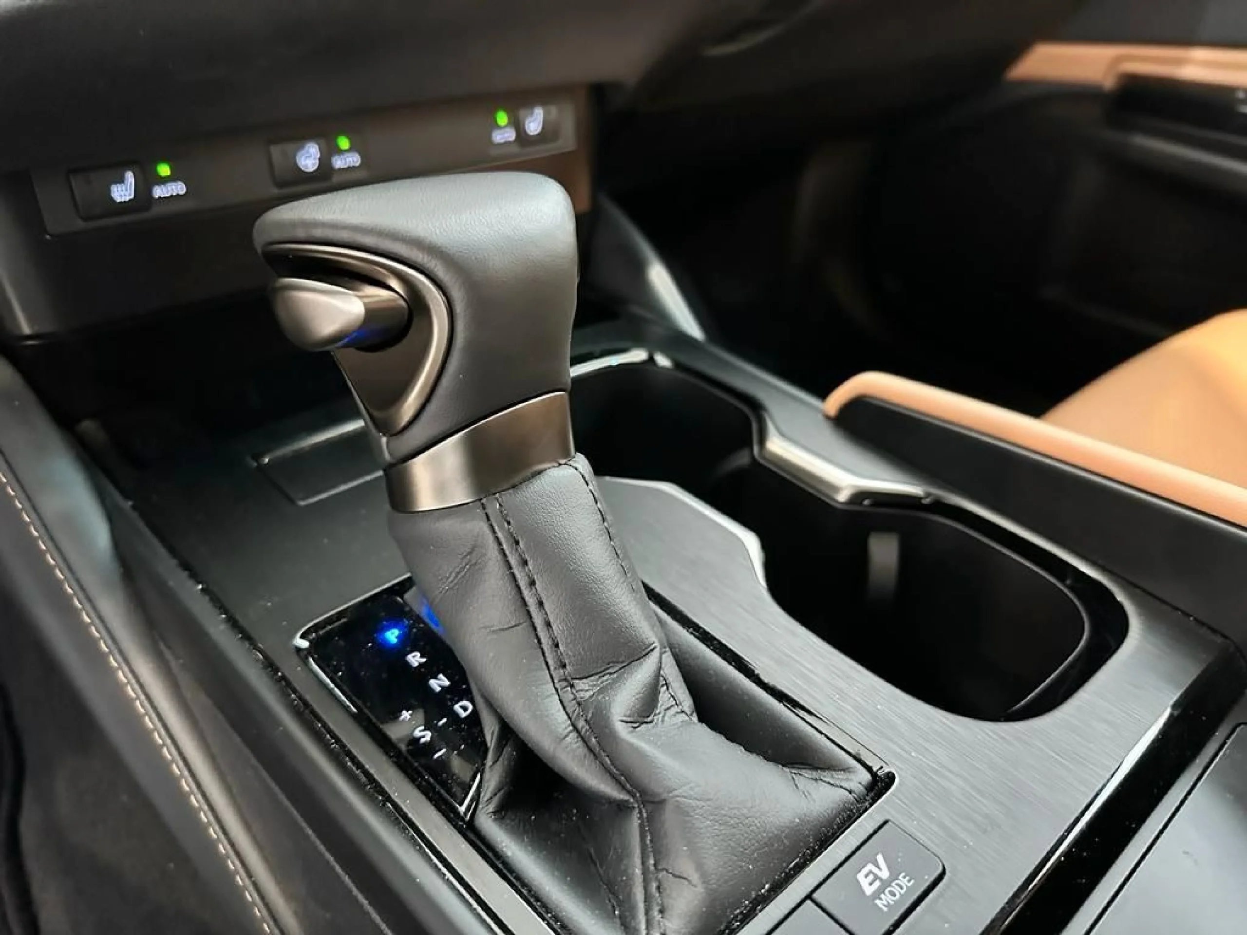 Lexus ES 300h ES300H PREMIUM - Foto 8