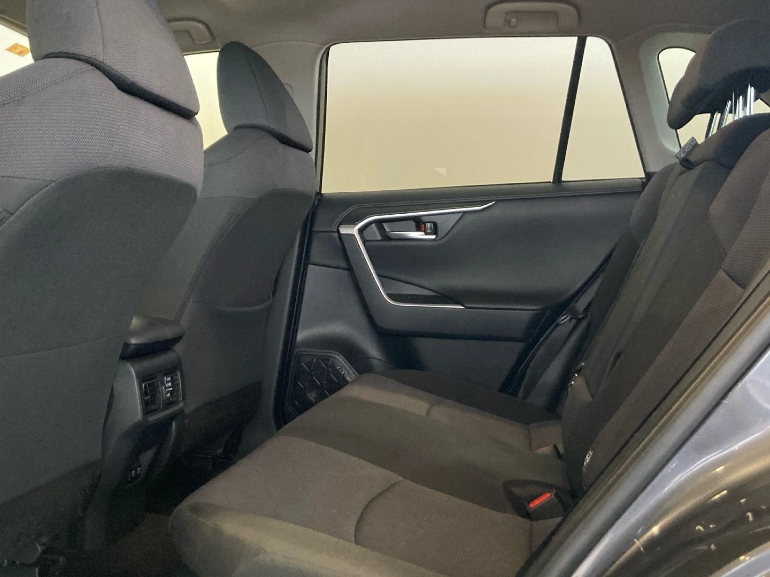 Toyota RAV 4 220H (AWD-i) ADVANCE - Foto 11