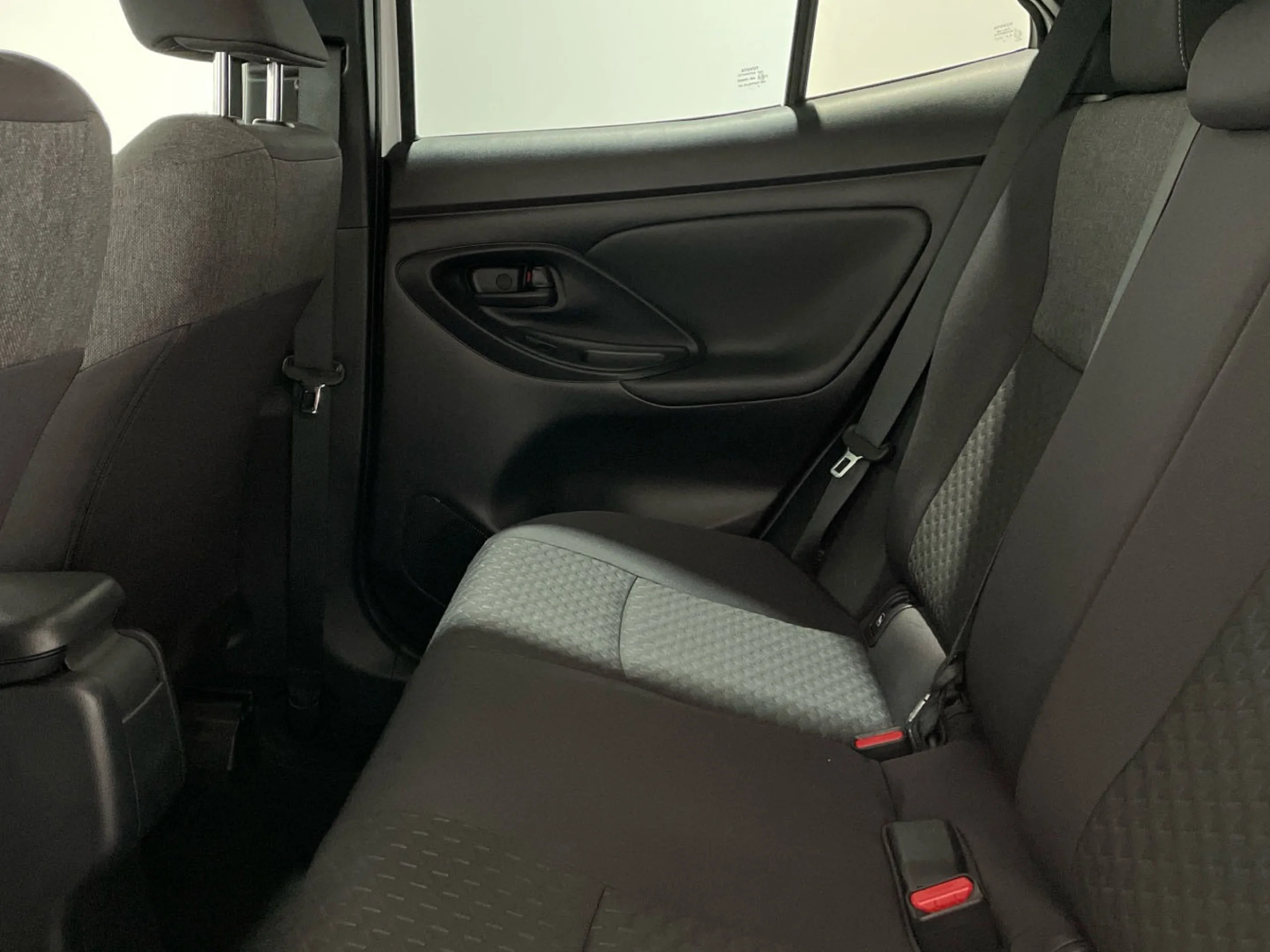 Toyota Yaris Cross Active Plus 120H - Foto 3