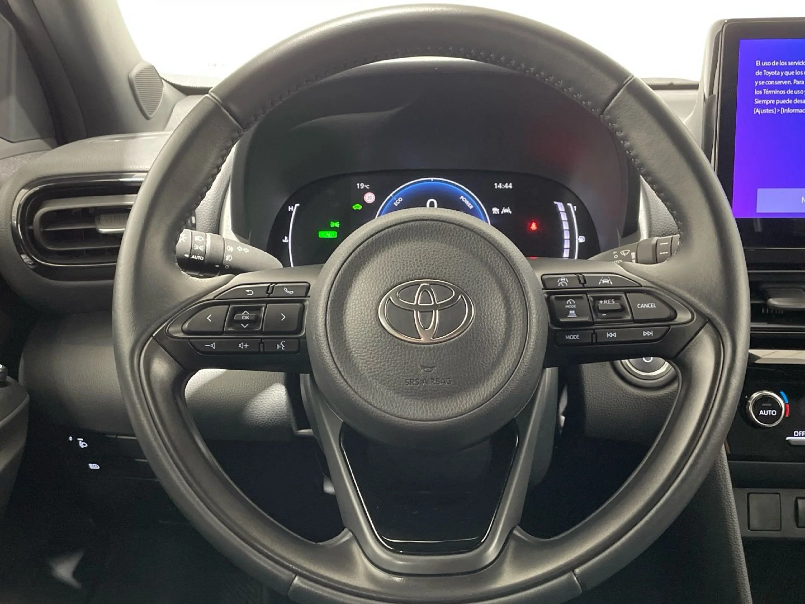 Toyota Yaris Cross Active Plus 120H - Foto 9
