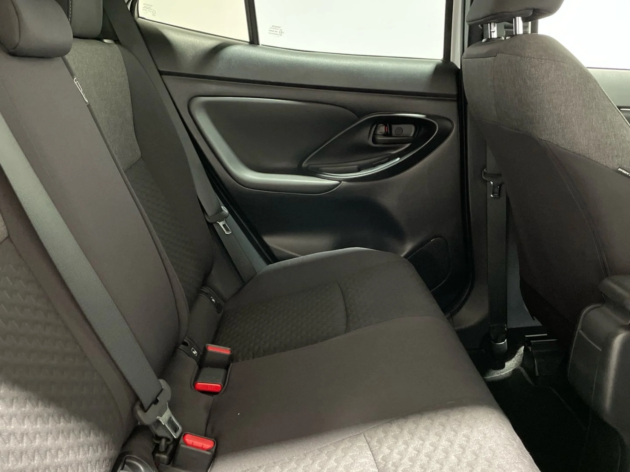 Toyota Yaris Cross Active Plus 120H - Foto 16