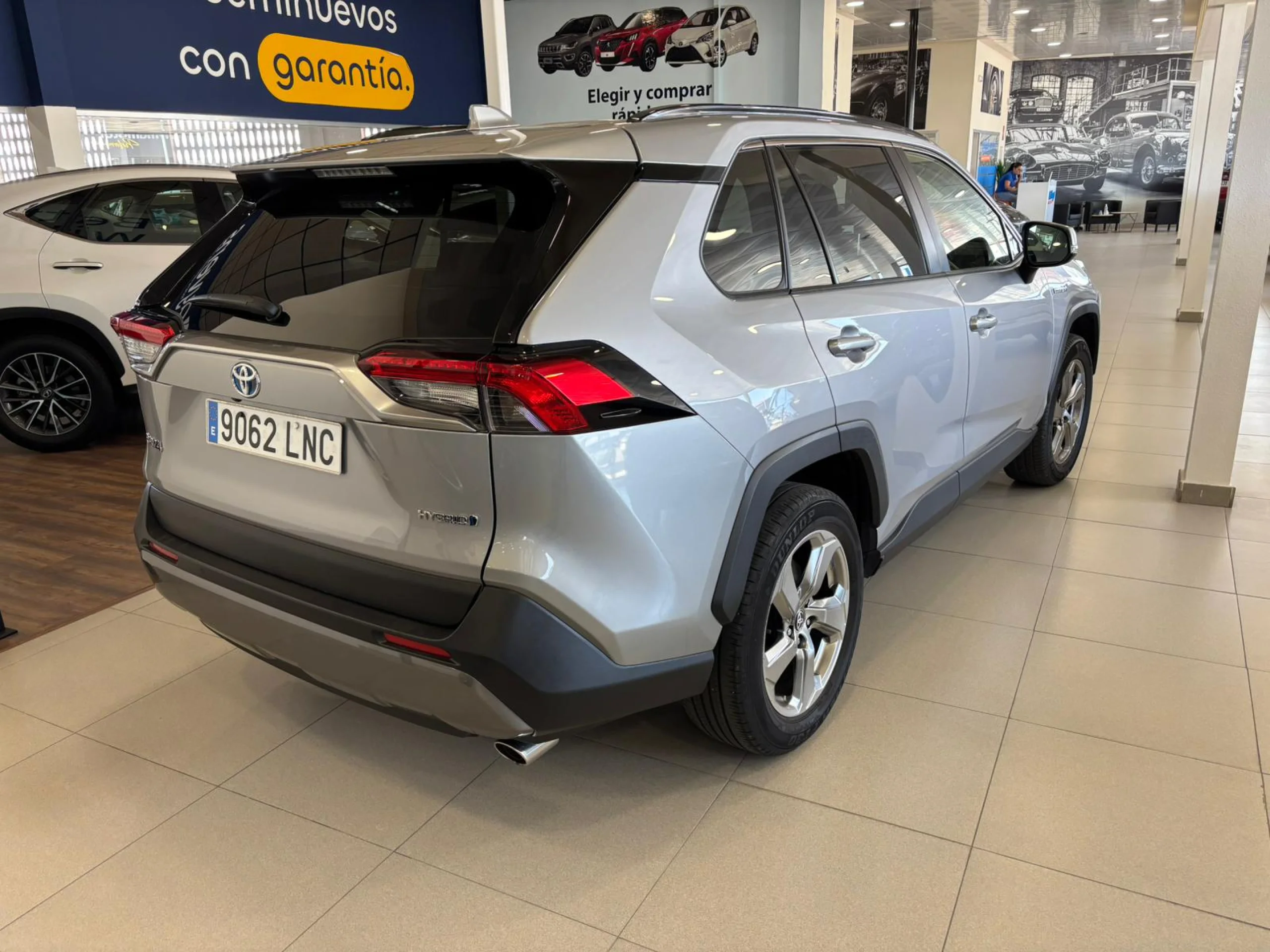 Toyota RAV 4 ADVANCE 2WD - Foto 4