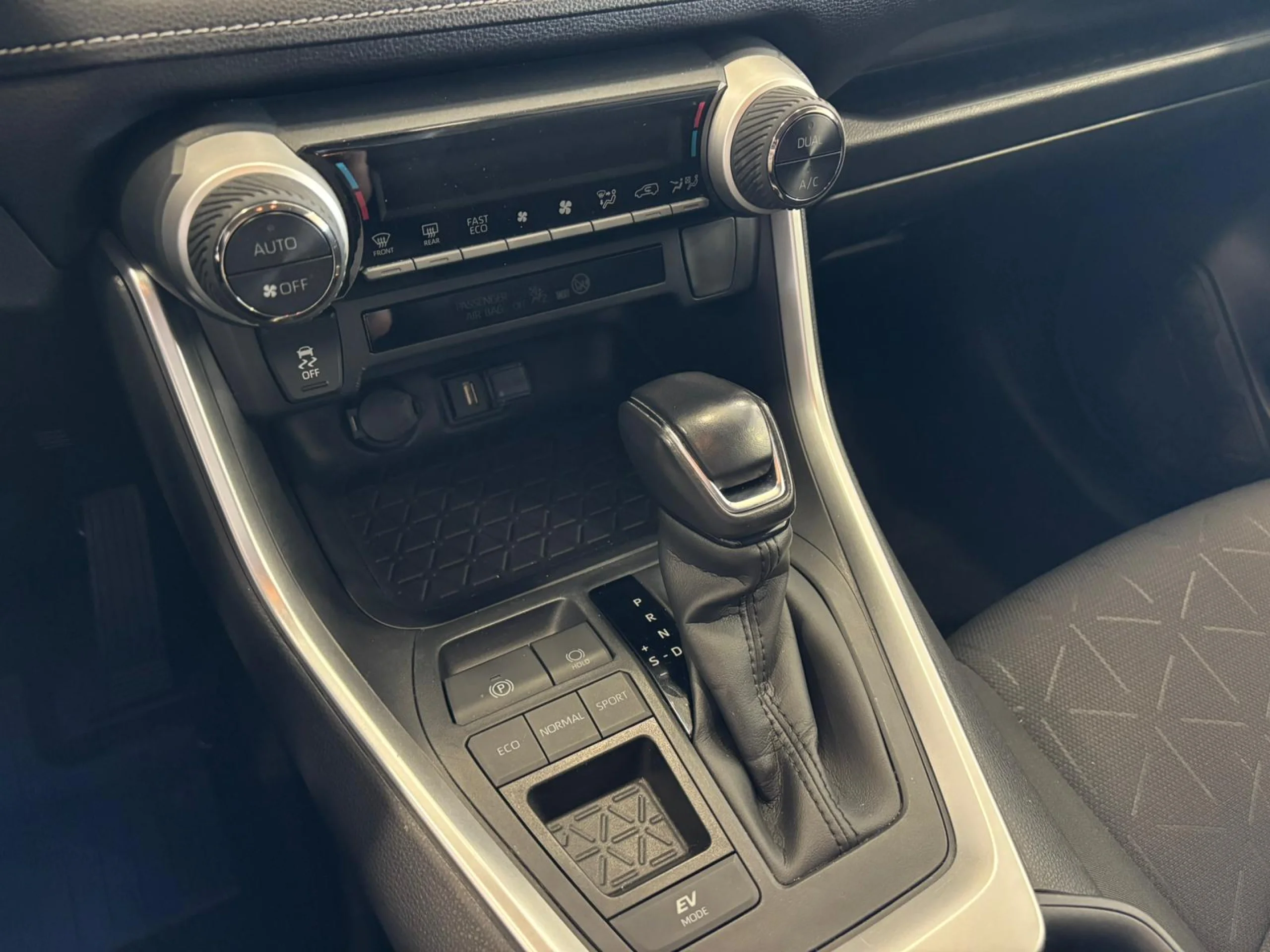 Toyota RAV 4 ADVANCE 2WD - Foto 31