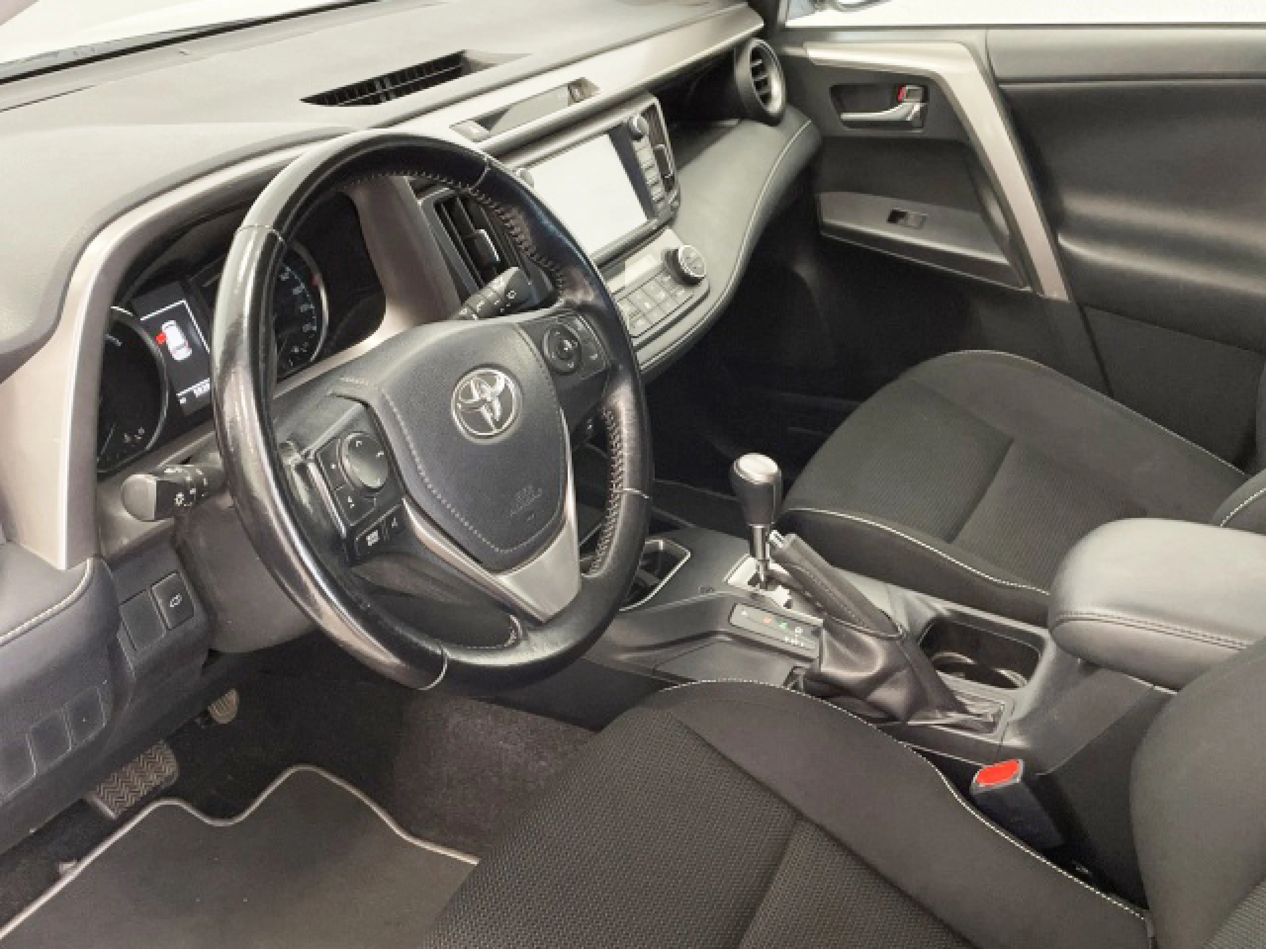 Toyota RAV 4 Advance 200H e-CVT 2WD - Foto 9