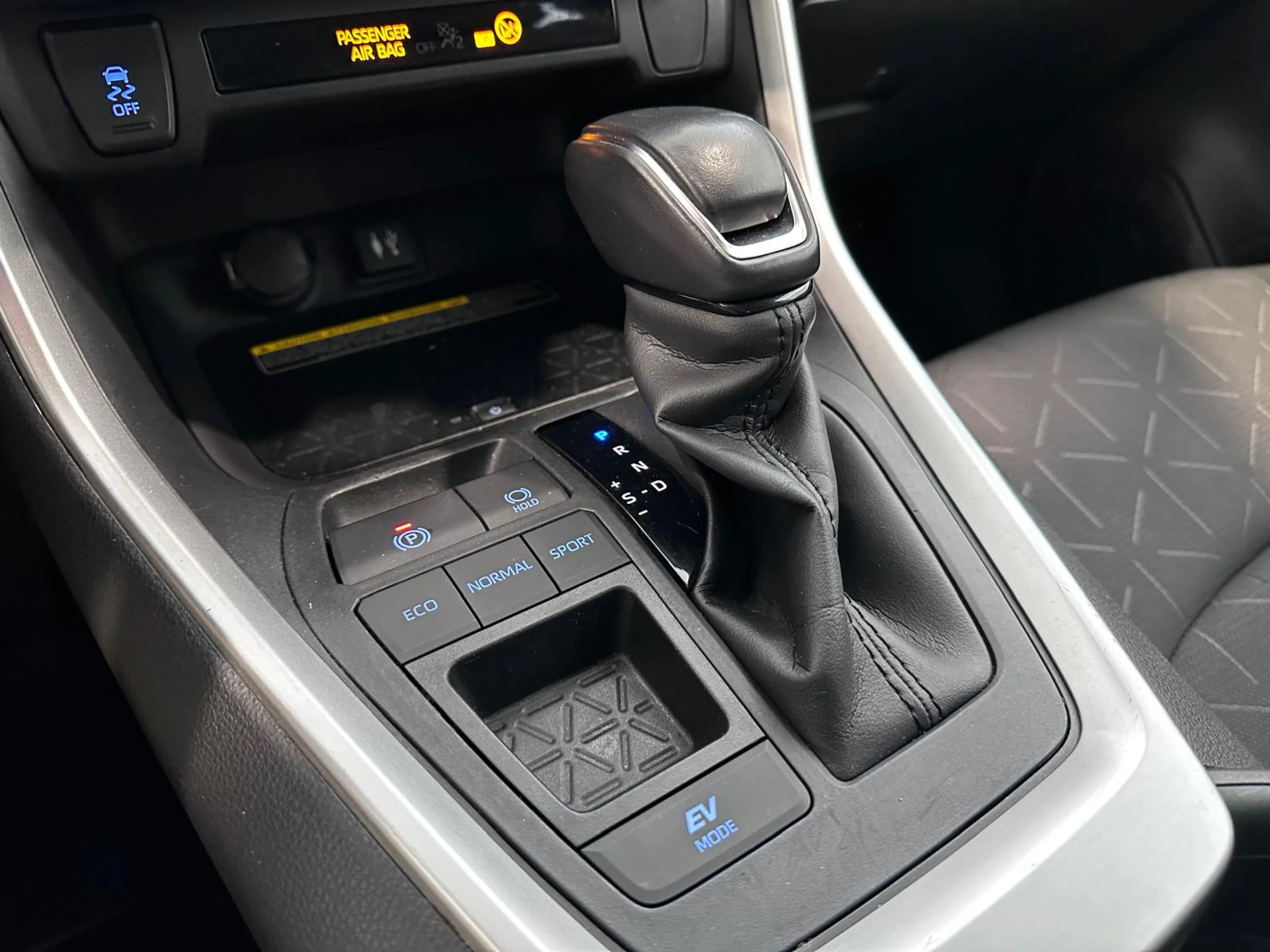 Toyota RAV 4 RAV4 2.5 220h Advance 2WD - Foto 14