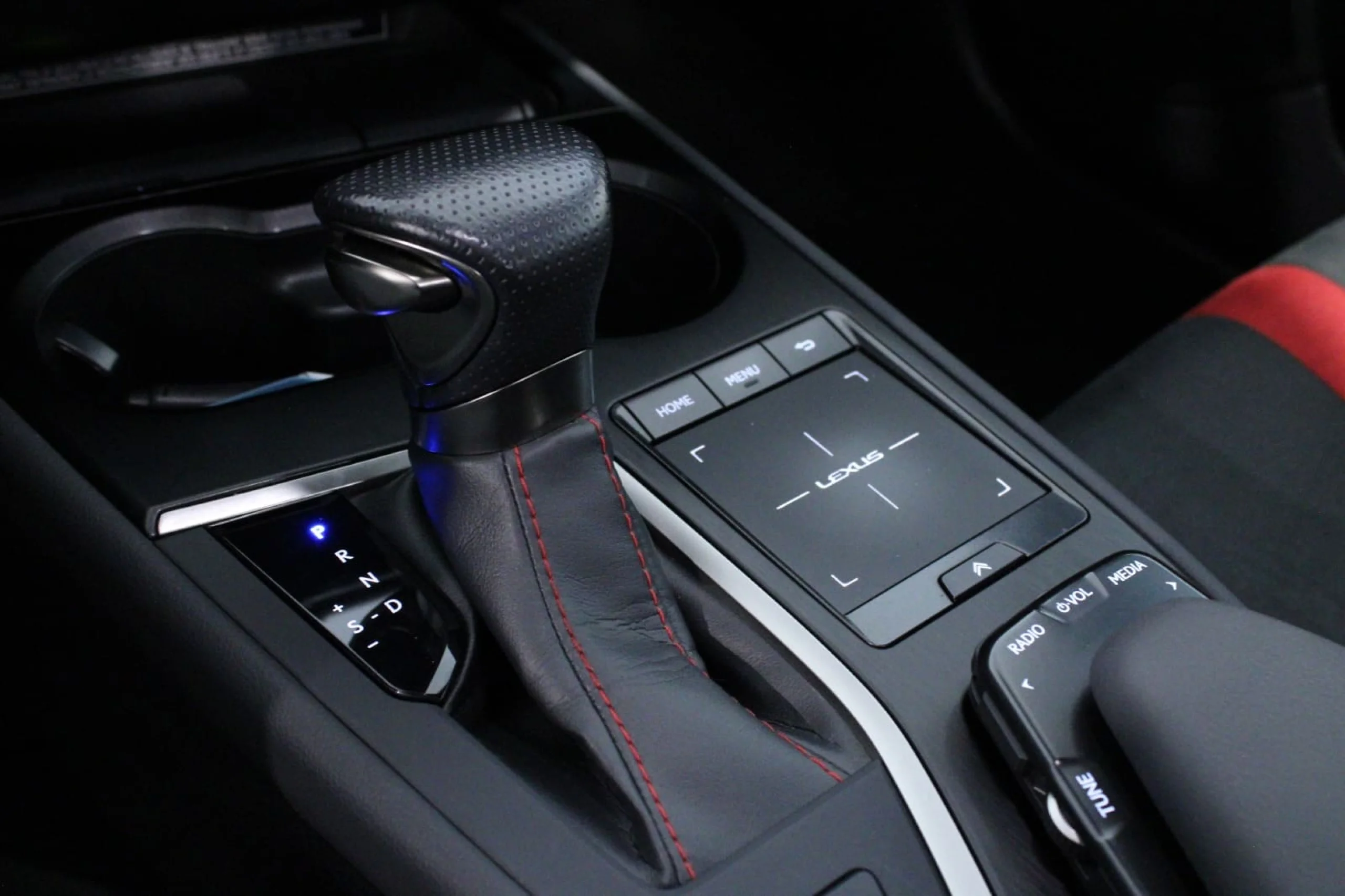 Lexus UX 250h UX250H FSPORT 2WD - Foto 15