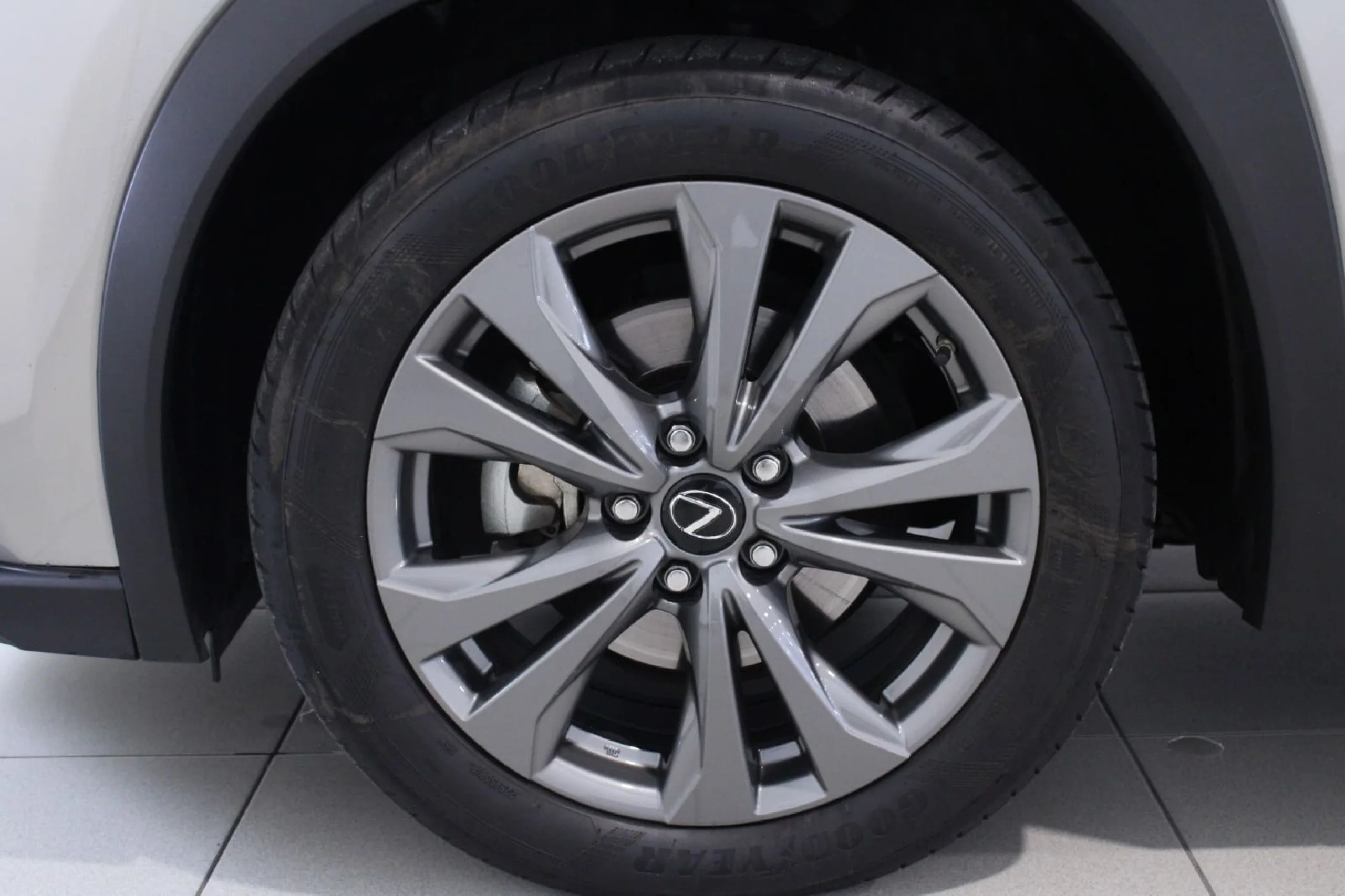 Lexus UX 250h UX250H FSPORT 2WD - Foto 5