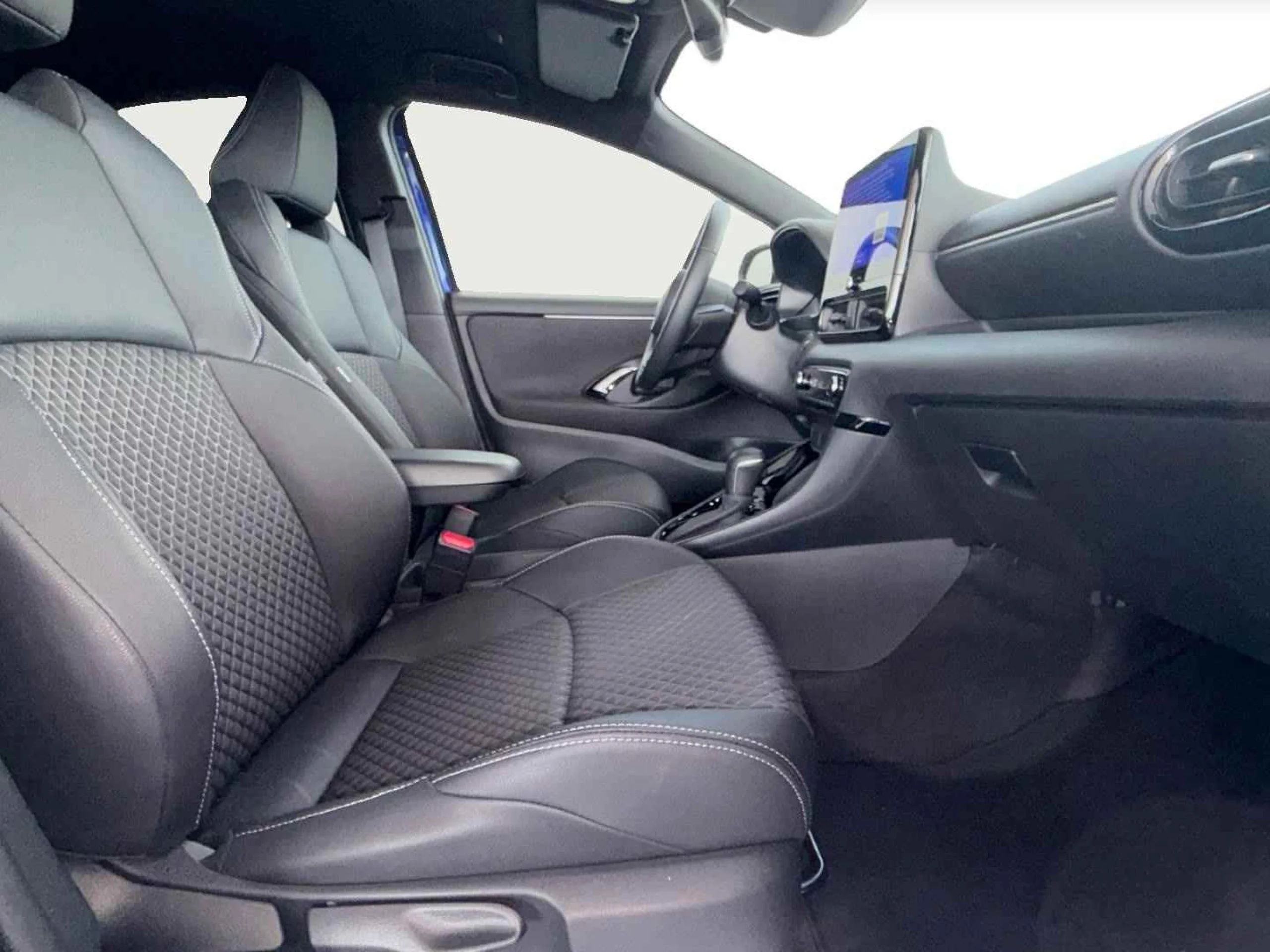 Toyota Yaris 120H Active Plus - Foto 16