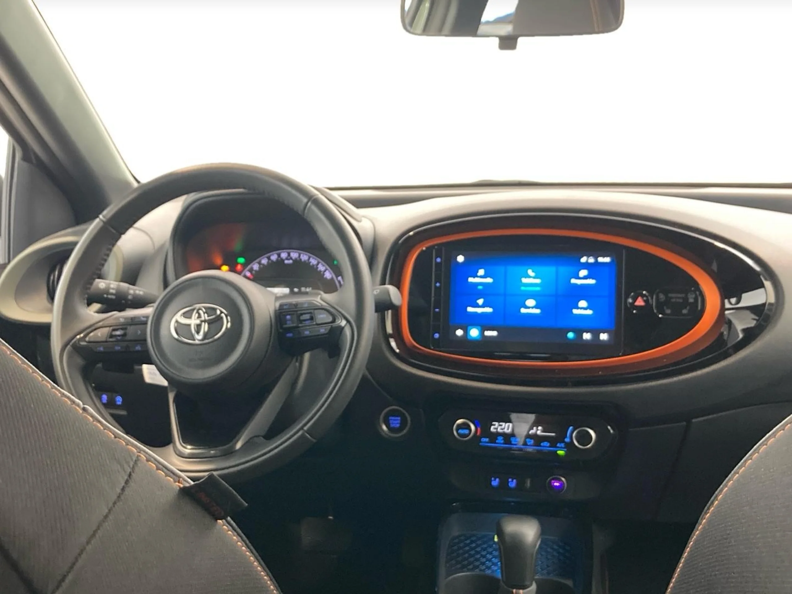 Toyota Aygo X Cross Limited - Foto 10