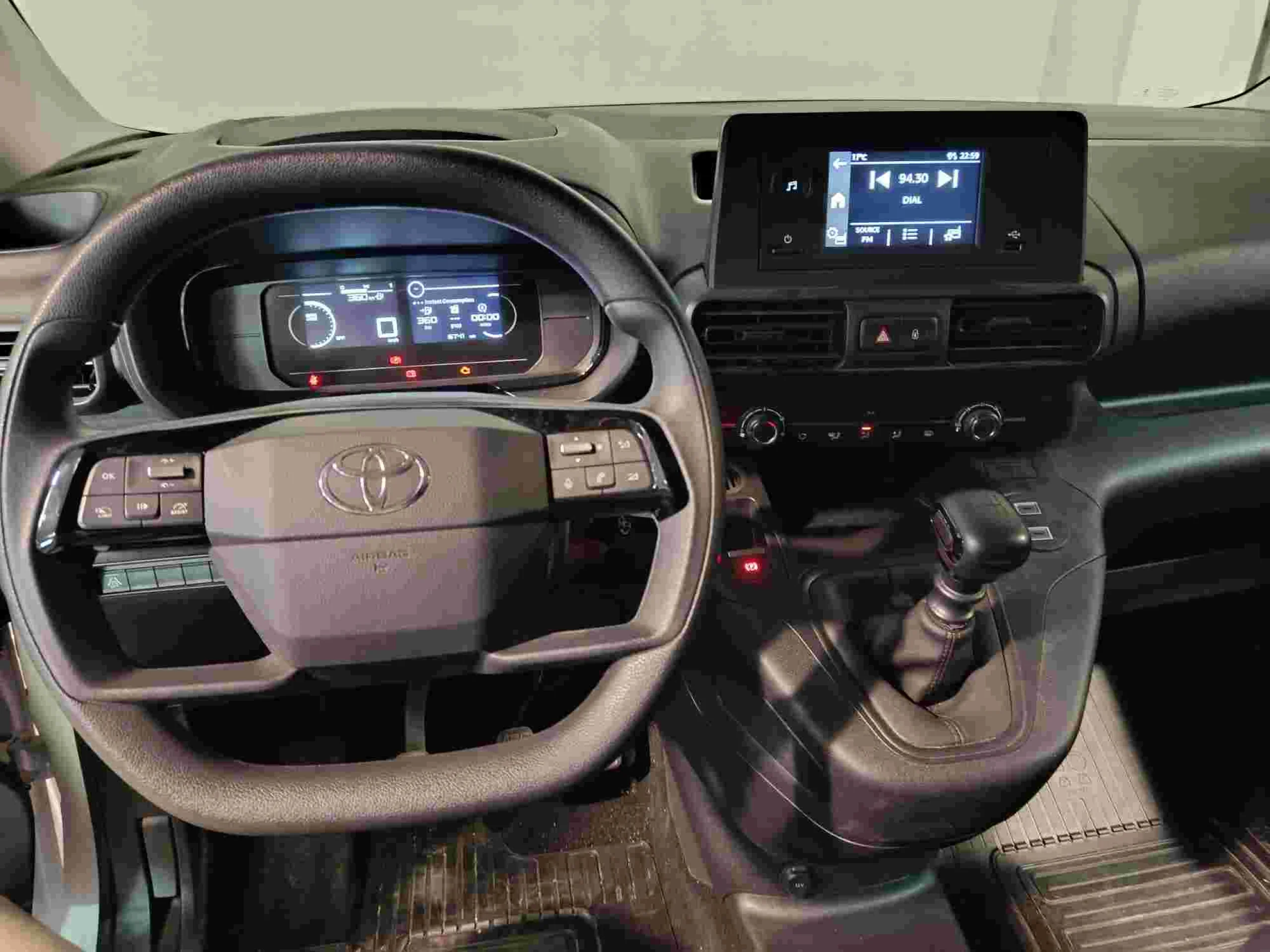 Toyota Proace City Van 1.5D 100CV GX L1 - Foto 12