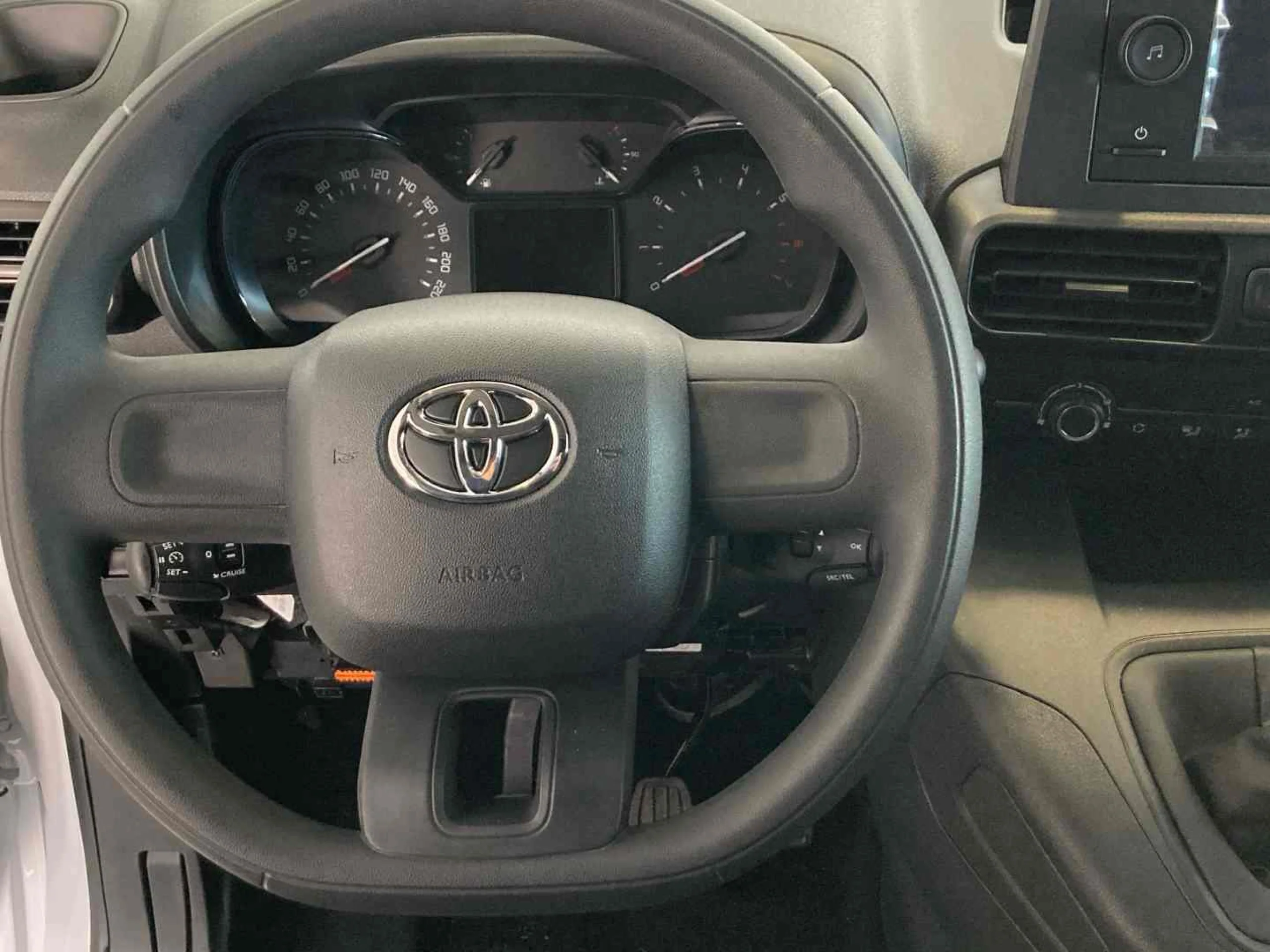 Toyota Proace City Van 1.5D 100CV GX L1 - Foto 16