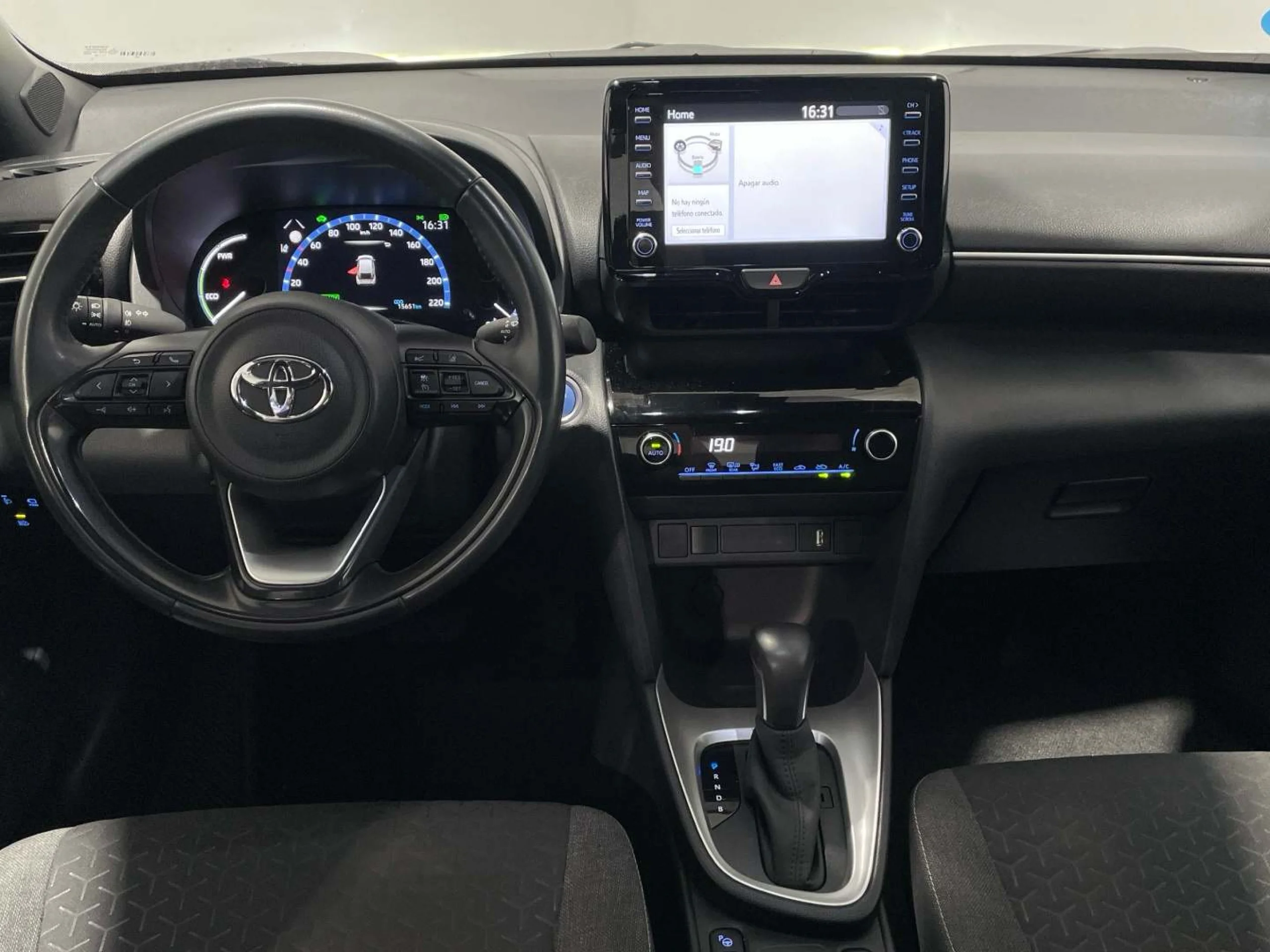 Toyota Yaris Cross 120H Active Tech - Foto 12