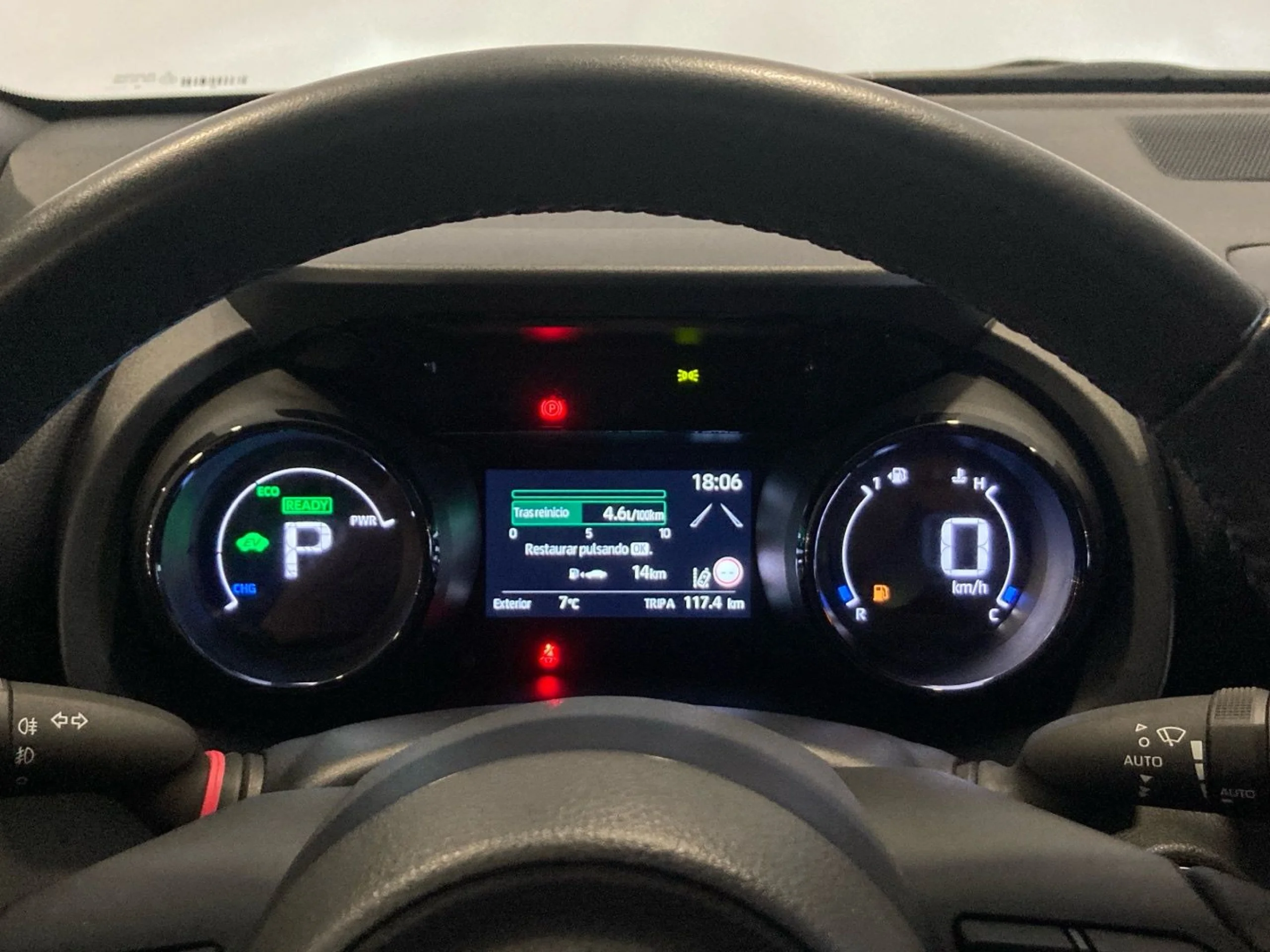 Toyota Yaris 120H Style - Foto 8