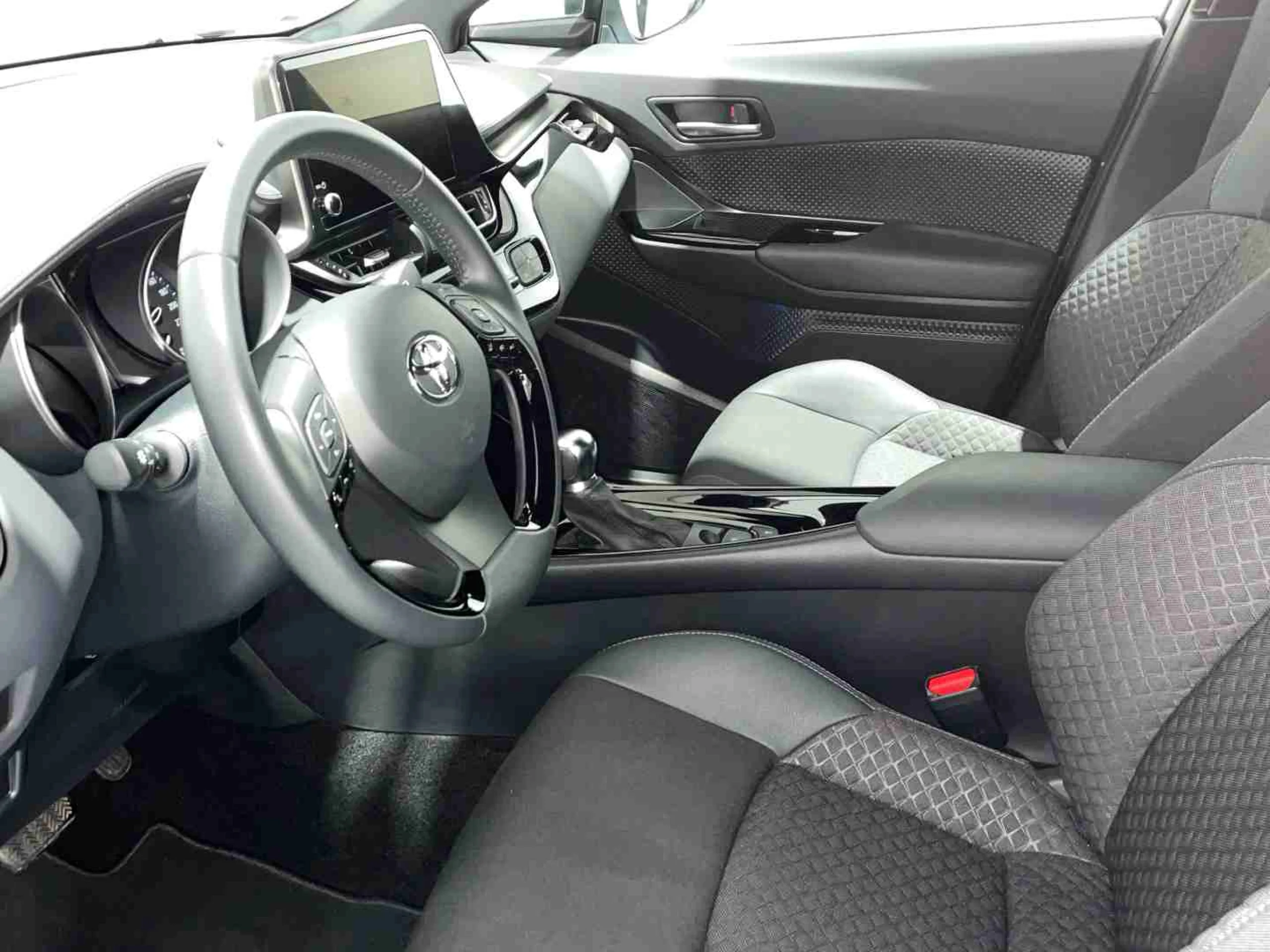 Toyota C-HR 125H Advance - Foto 9