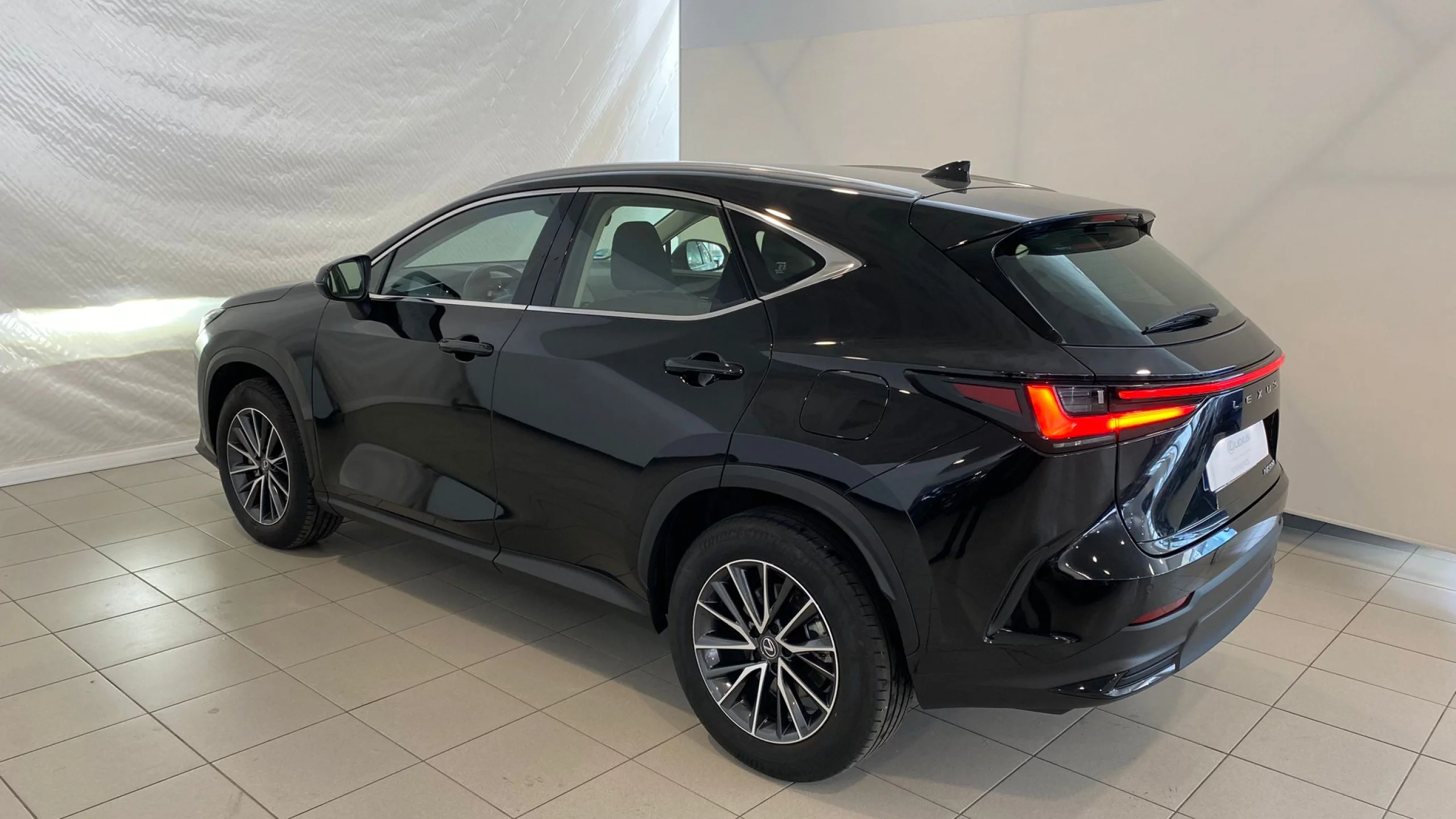 Lexus NX 350h BUSSINES CITY 2WD - Foto 4