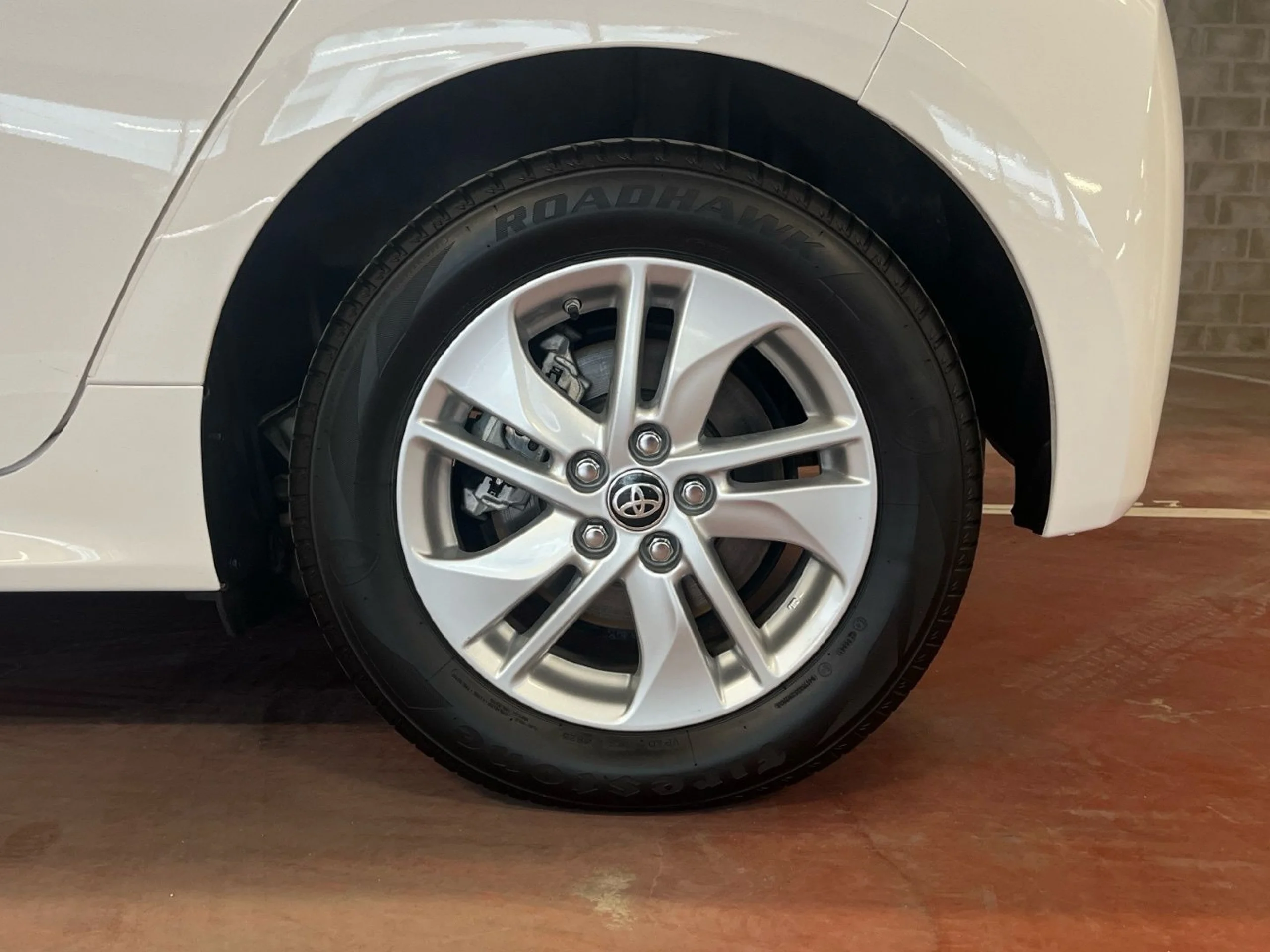 Toyota Yaris 120H Active Tech - Foto 6